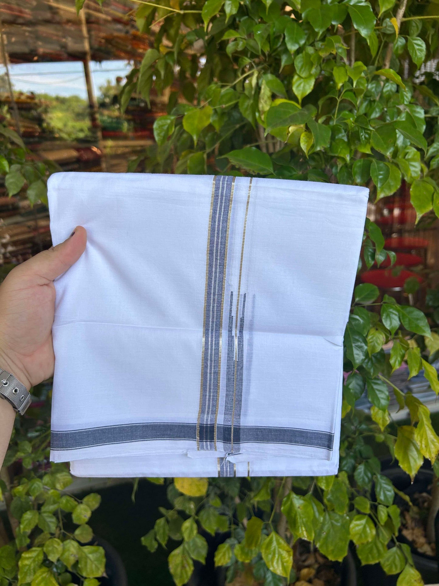 20% Discount!! Kaitharikada Balaramapuram 100% Pure Cotton Pure White Double Mundu/Dothi - 100x80 - 1.5 cm Blue & Silver Kasav Puliyilakkara One Side Chutty Kara 3.90 m (8 muzham) - 28 KK5310 CKS