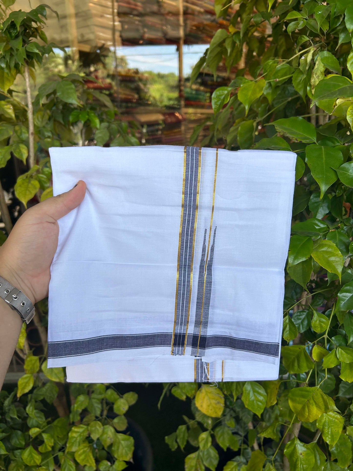 20% Discount!! Kaitharikada Balaramapuram 100% Pure Cotton Pure White Double Mundu/Dothi - 100x80 - 1.5 cm Blue & Gold Kasav Puliyilakkara One Side Chutty Kara 3.90 m (8 muzham) - 30 KK5310 CKS