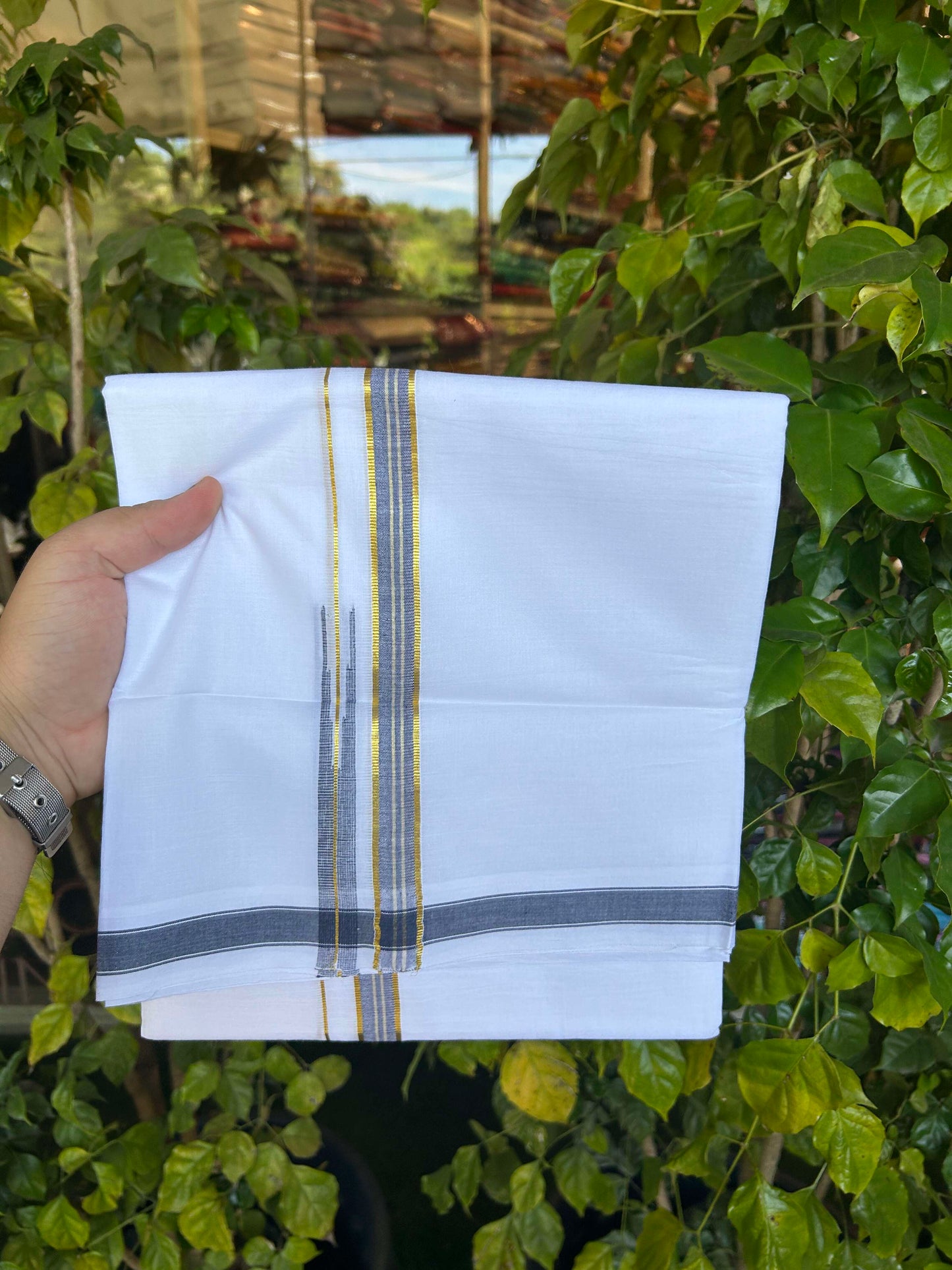 20% Discount!! Kaitharikada Balaramapuram 100% Pure Cotton Pure White Double Mundu/Dothi - 100x80 - 2 cm Blue & Gold Kasav Puliyilakkara One Side Chutty Kara 3.90 m (8 muzham) - 41 KK5310 CKS