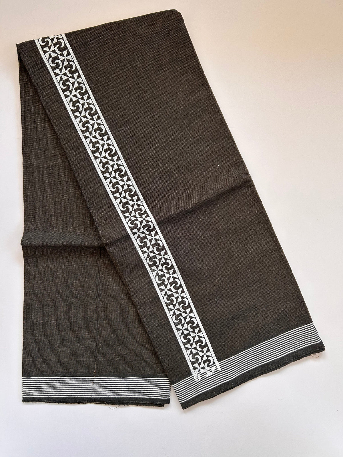 Single Kaily / Lungi - Kaitharikada - Mixed Cotton - 2/40s twisted - 2 inch White Printed Design Kara With Coffee Brown & Black Colour Body (2 meter / 4 muzham) - 25 KK8089 SAT