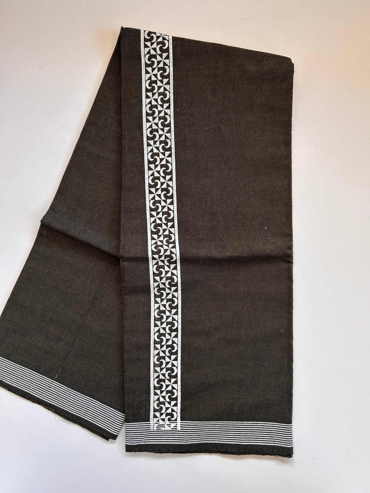 Single Kaily / Lungi - Kaitharikada - Mixed Cotton - 2/40s twisted - 2 inch White Printed Design Kara With Coffee Brown & Black Colour Body (2 meter / 4 muzham) - 25 KK8089 SAT
