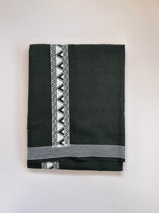 Single Kaily / Lungi - Kaitharikada - Mixed Cotton - 2/40s twisted - 2 inch White Printed Design Kara Dark Green & Black Colour Body (2 meter / 4 muzham) - 30 KK8090 SAT