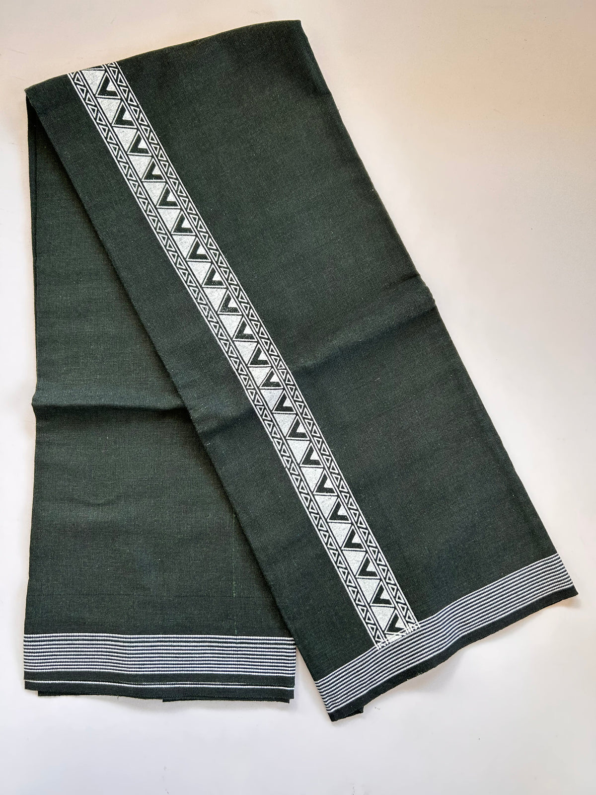 Single Kaily / Lungi - Kaitharikada - Mixed Cotton - 2/40s twisted - 2 inch White Printed Design Kara Dark Green & Black Colour Body (2 meter / 4 muzham) - 30 KK8089 SAT