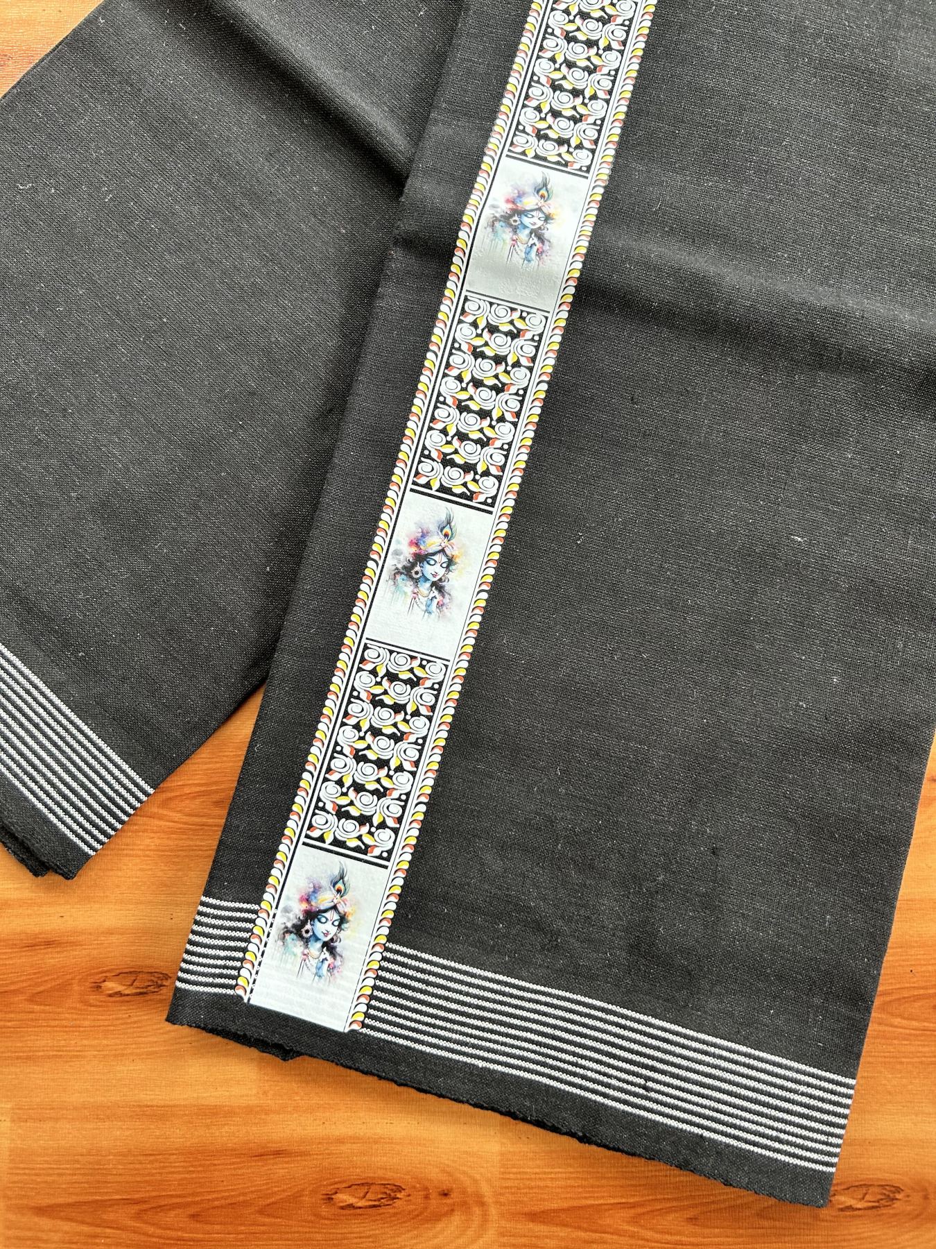 Kaitharikada - Single Kaily / Lungi - Mixed Cotton - 40s twisted - 1.75 inch Multi Colour Krishna Printed Design Kara with Black colour body (2 meter / 4 muzham) - 28 KK8058 GAN