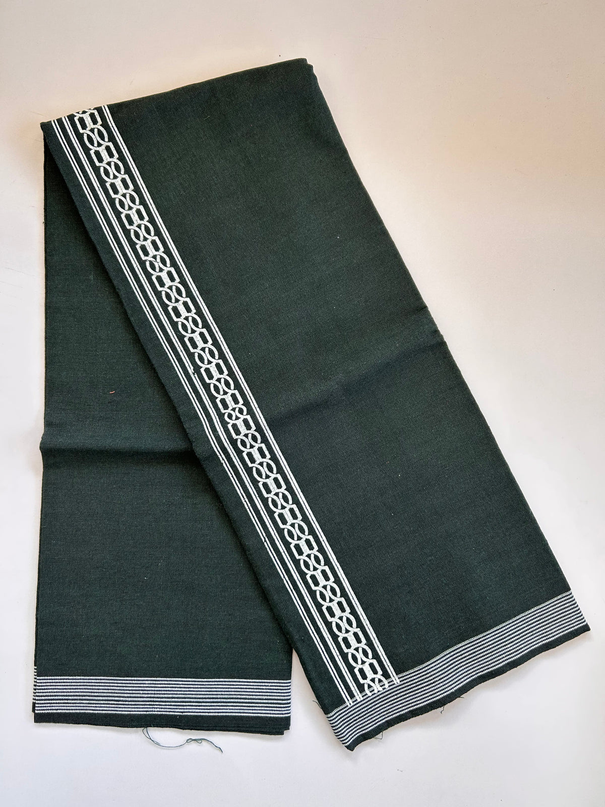 Single Kaily / Lungi - Kaitharikada - Mixed Cotton - 2/40s twisted - 2 inch White Printed Design Kara With Dark Green & Black Colour Body (2 meter / 4 muzham) - 11 KK8089 SAT