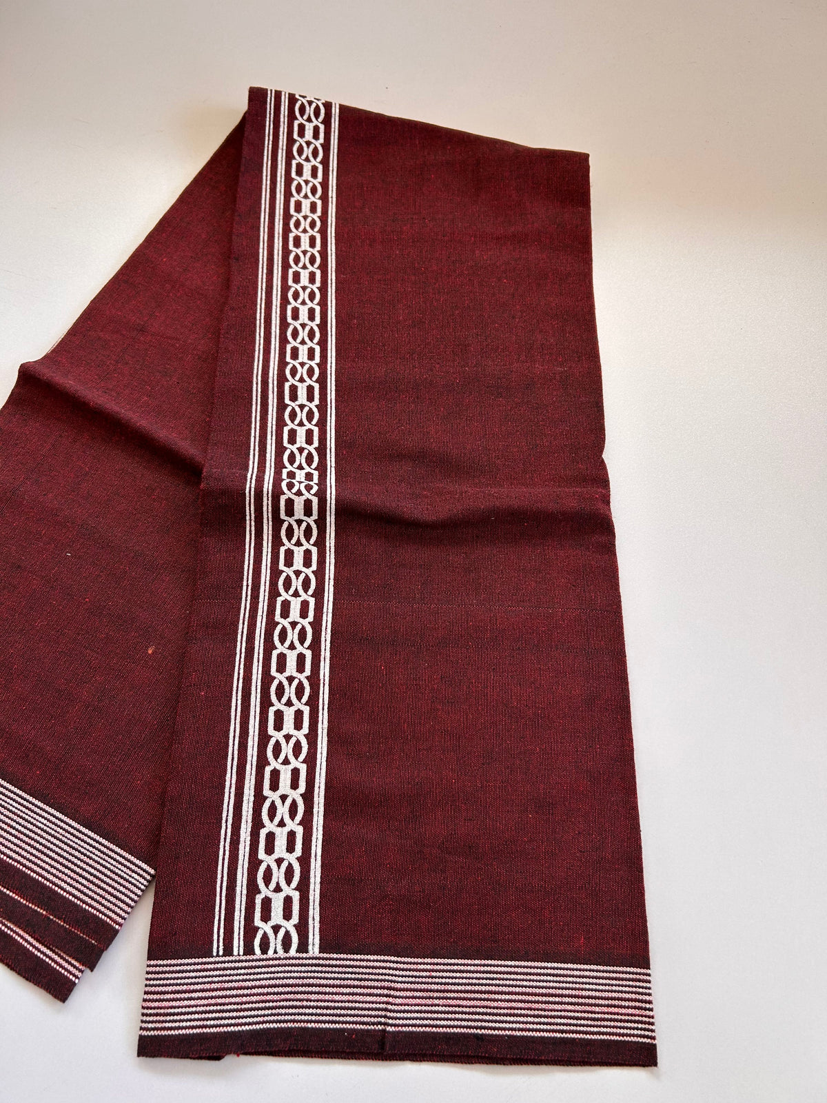 Single Kaily / Lungi - Kaitharikada - Mixed Cotton - 2/40s twisted - 2 inch White Printed Design Kara With Maroon & Black Colour Body (2 meter / 4 muzham) - 9 KK8089 SAT