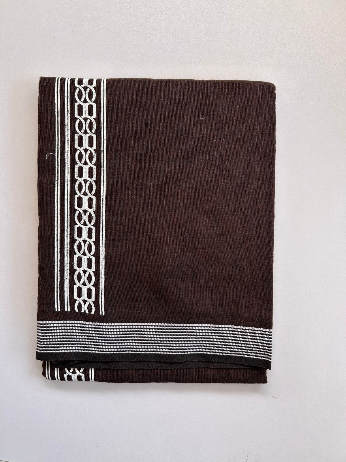 Single Kaily / Lungi - Kaitharikada - Mixed Cotton - 2/40s twisted - 2 inch White Printed Design Kara With Dark Brown & Black Colour Body (2 meter / 4 muzham) - 10 KK8089 SAT