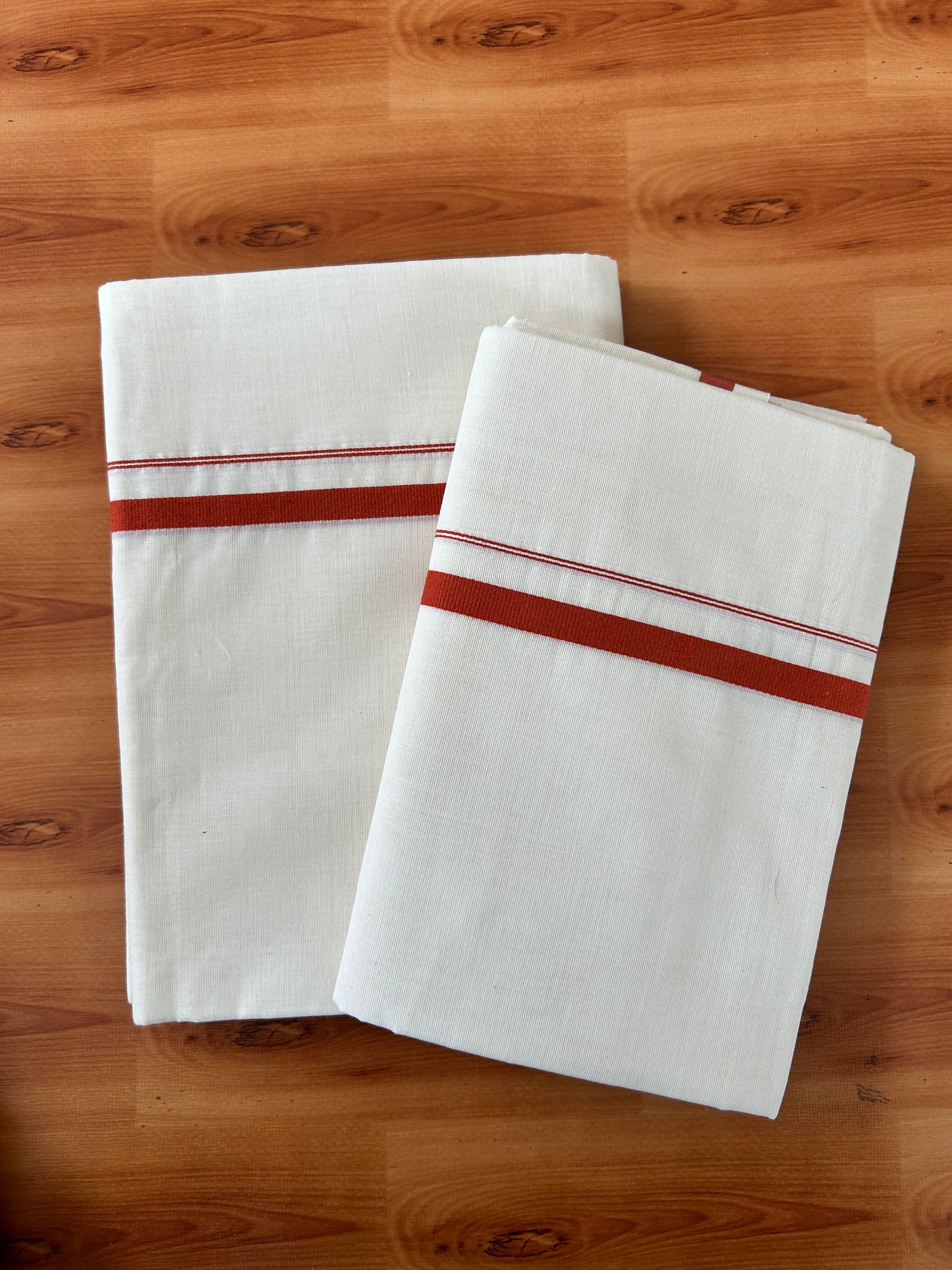 Off White Single Set Mundu 25% Discount !! KaithariKada Handloom Millpaav  Balaramapuram - 100% Pure Cotton - 80X90 - 1 cm Puliyilakkara Brick Orange Chutty Kara - Mundu 2 mtr & Neriyath 2.60 mtr - 1 KK5458 SOM