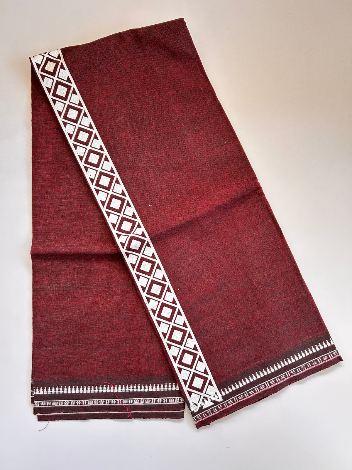 Single Kaily / Lungi - Kaitharikada - Mixed Cotton - 2/40s twisted - 2 inch White Printed Design Kara With Maroon & Black Colour Body (2 meter / 4 muzham) - 13 KK8089 SAT