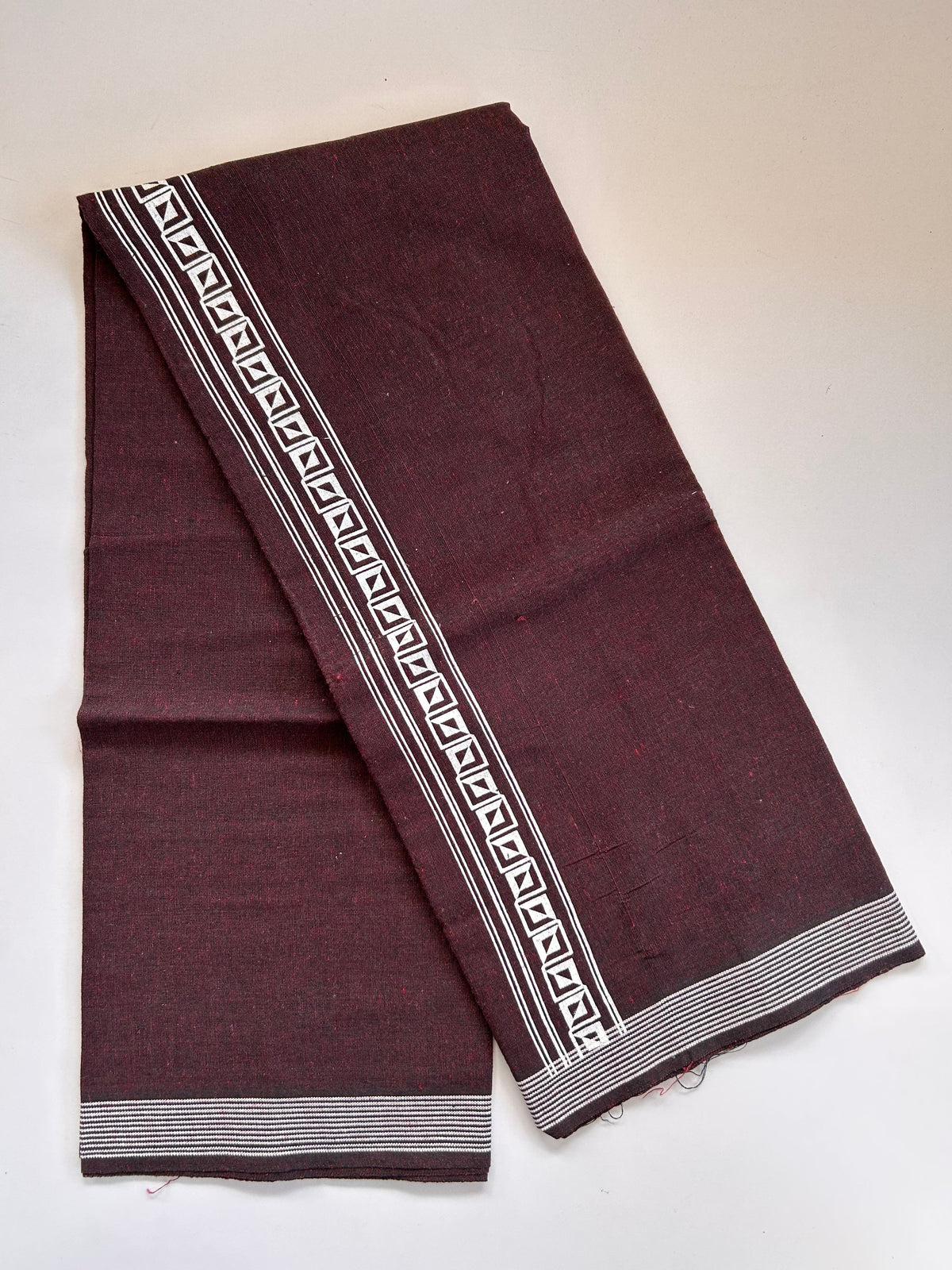 Single Kaily / Lungi - Kaitharikada - Mixed Cotton - 2/40s twisted - 2 inch White Printed Design Kara With Maroon & Black Colour Body (2 meter / 4 muzham) - 1 KK8089 SAT
