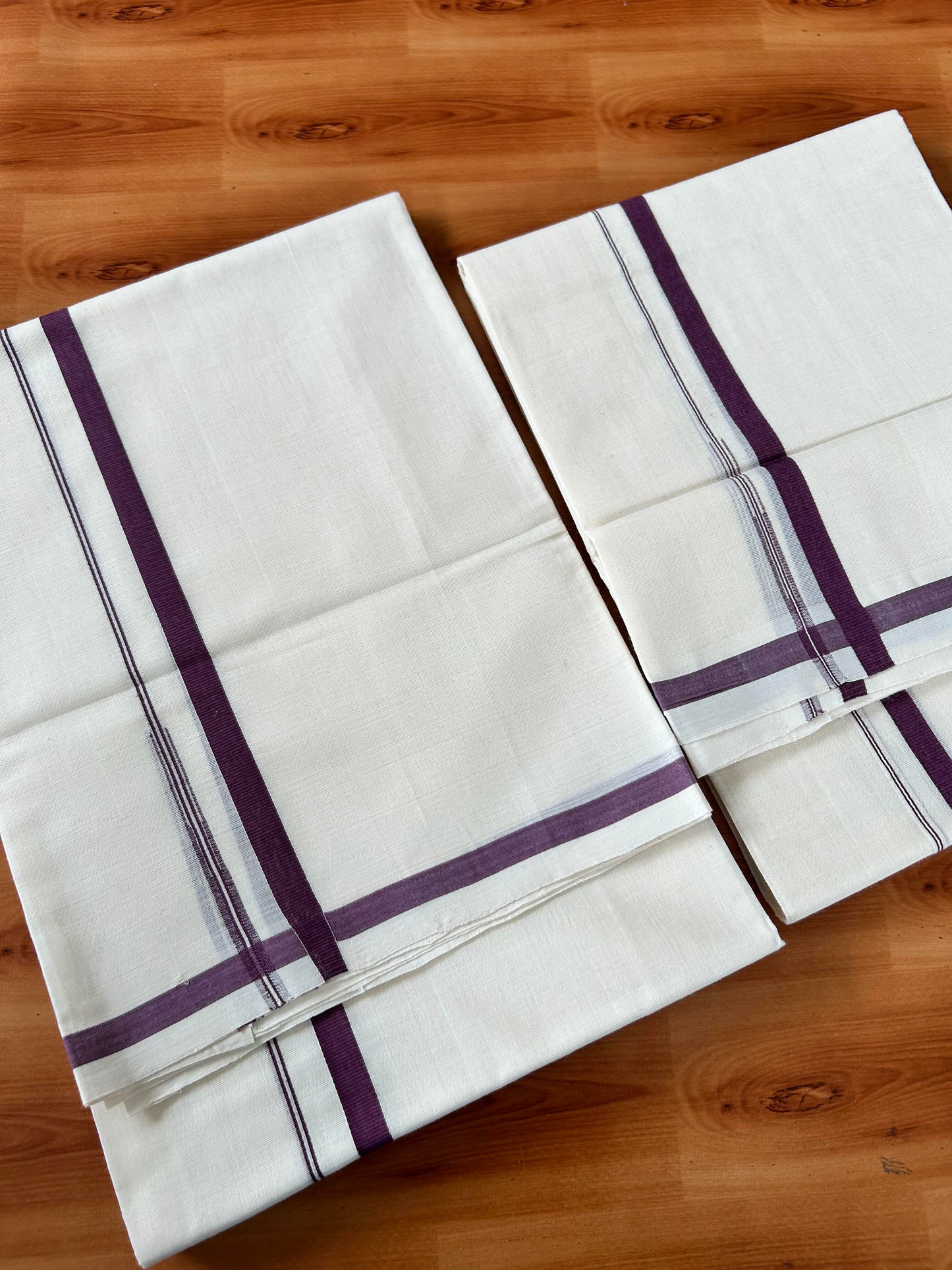 Off White Single Set Mundu 25% Discount !! KaithariKada Handloom Millpaav Balaramapuram - 100% Pure Cotton - 80X90 - 1 cm Puliyilakkara Purple Chutty Kara - Mundu 2 mtr & Neriyath 2.60 mtr - 5 KK5458 SOM