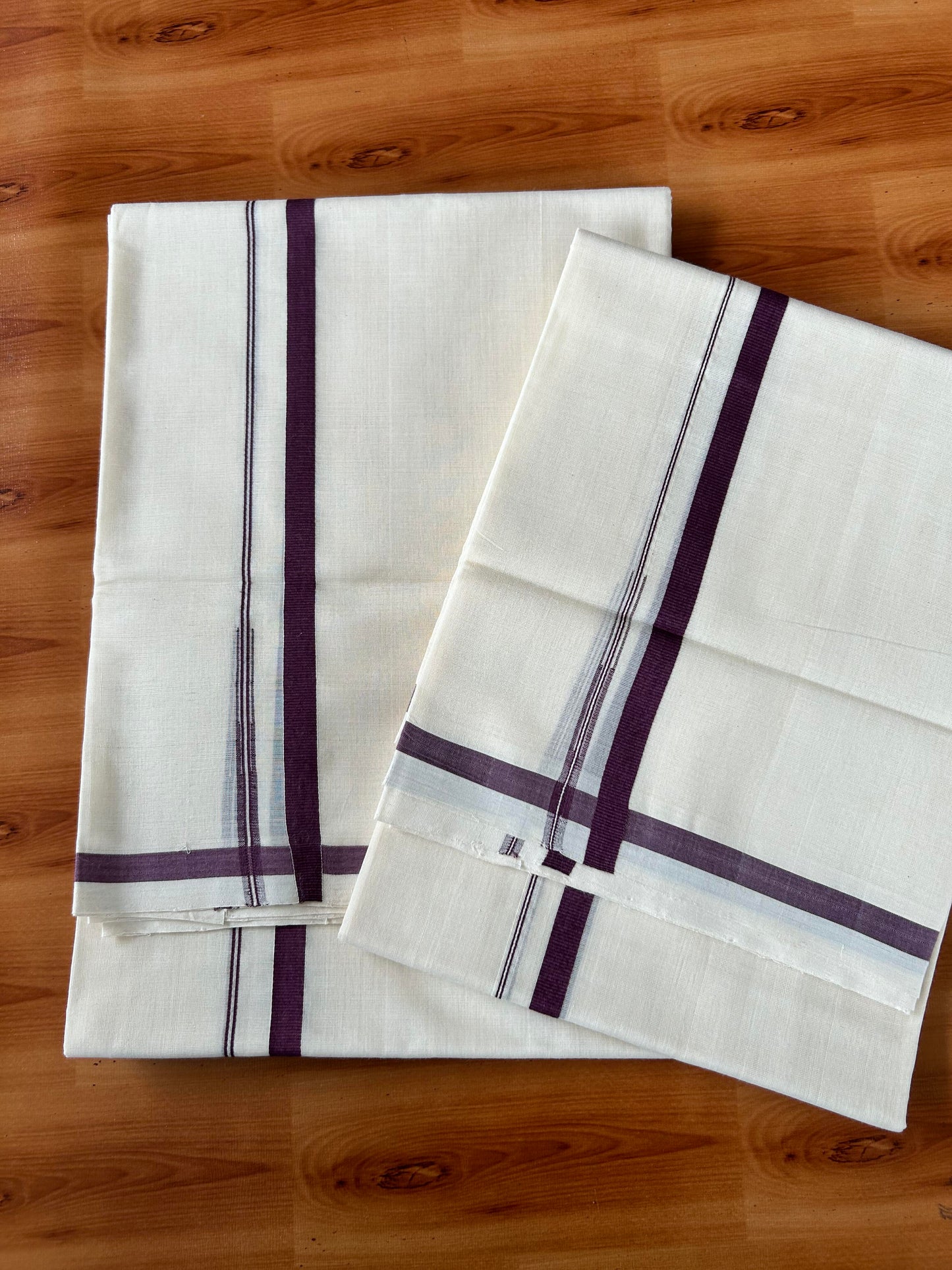 Off White Single Set Mundu 25% Discount !! KaithariKada Handloom Millpaav Balaramapuram - 100% Pure Cotton - 80X90 - 1 cm Puliyilakkara Purple Chutty Kara - Mundu 2 mtr & Neriyath 2.60 mtr - 5 KK5458 SOM