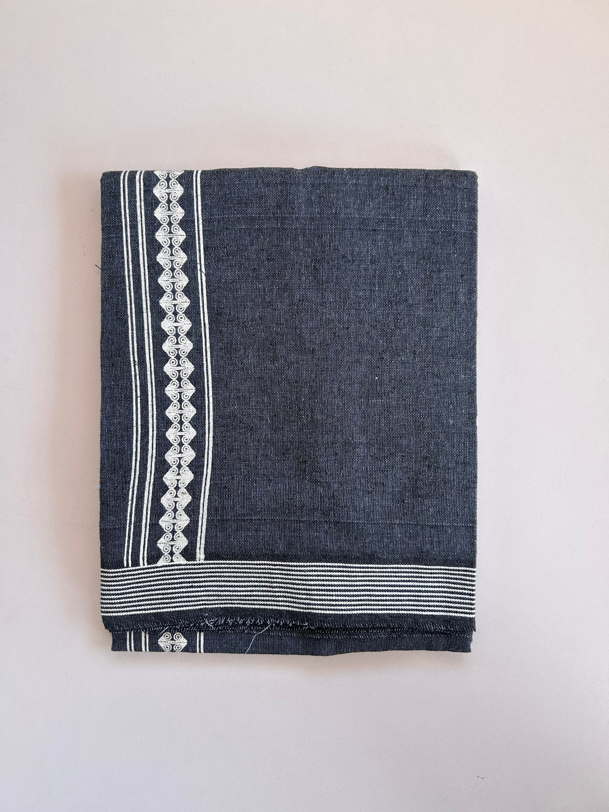 Single Kaily / Lungi - Kaitharikada - Mixed Cotton - 2/40s twisted - 2 inch White Printed Design Kara With Ash Blue & Black Colour Body (2 meter / 4 muzham) - 18 KK8089 SAT
