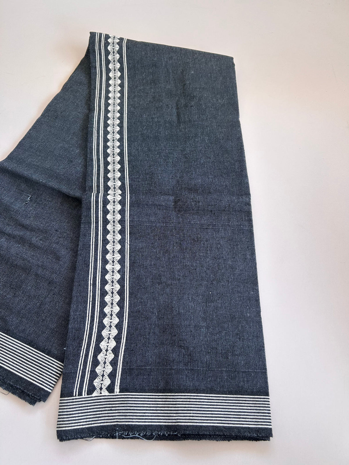 Single Kaily / Lungi - Kaitharikada - Mixed Cotton - 2/40s twisted - 2 inch White Printed Design Kara With Ash Blue & Black Colour Body (2 meter / 4 muzham) - 18 KK8089 SAT