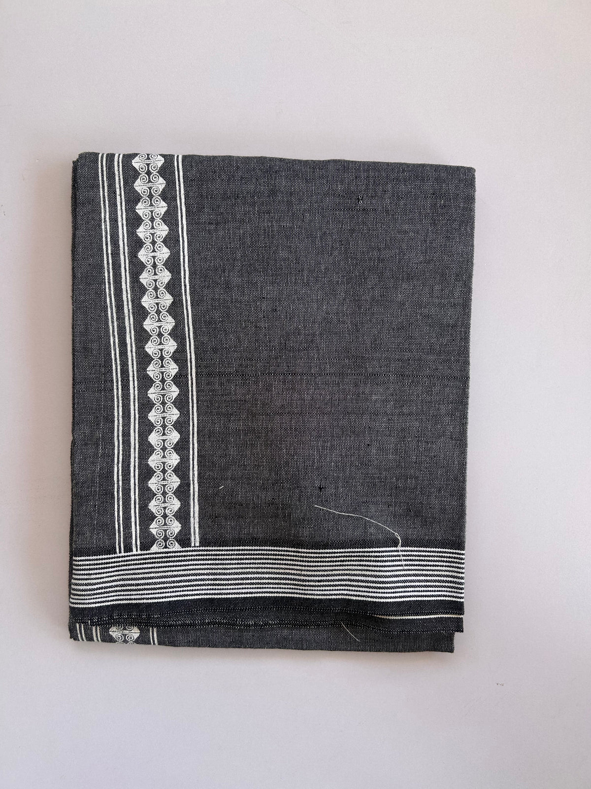 Single Kaily / Lungi - Kaitharikada - Mixed Cotton - 2/40s twisted - 2 inch White Printed Design Kara With White & Black Colour Body (2 meter / 4 muzham) - 19 KK8089 SAT