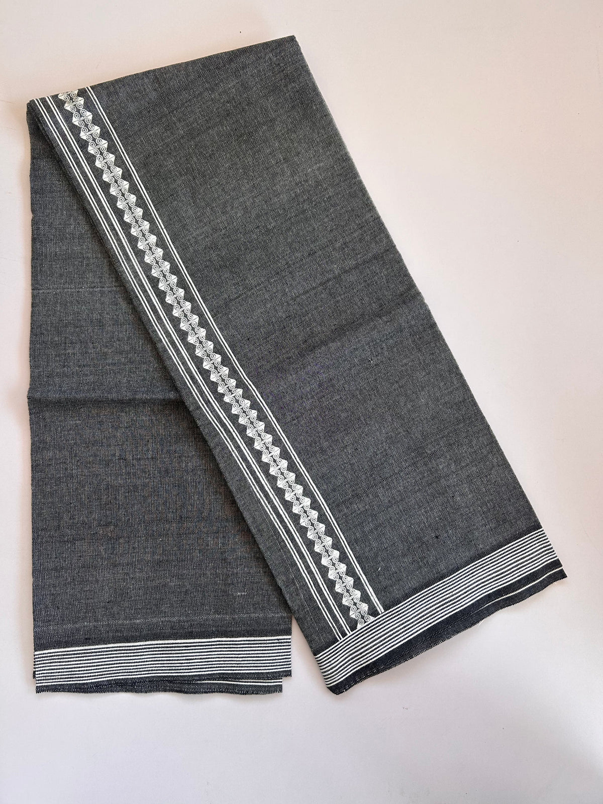 Single Kaily / Lungi - Kaitharikada - Mixed Cotton - 2/40s twisted - 2 inch White Printed Design Kara With White & Black Colour Body (2 meter / 4 muzham) - 19 KK8089 SAT