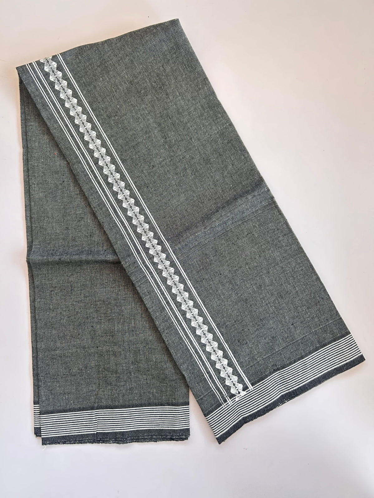 Single Kaily / Lungi - Kaitharikada - Mixed Cotton - 2/40s twisted - 2 inch White Printed Design Kara With Light green & Black Colour Body (2 meter / 4 muzham) - 20 KK8089 SAT