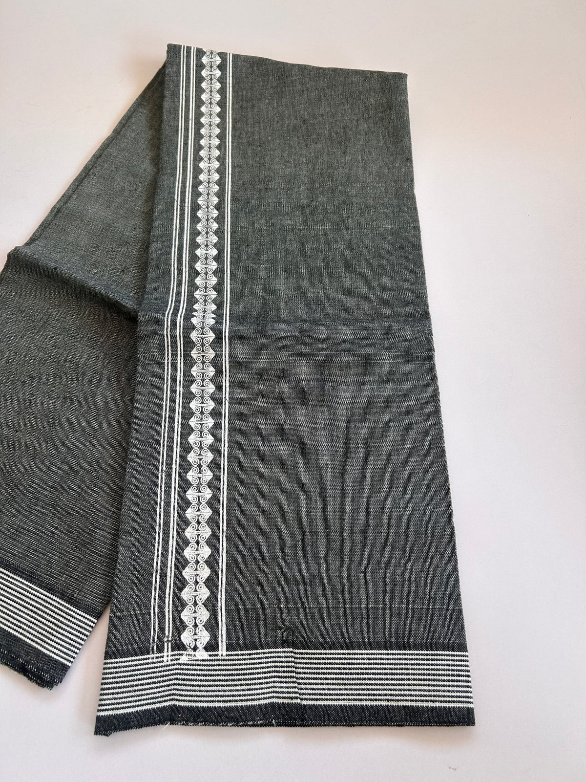 Single Kaily / Lungi - Kaitharikada - Mixed Cotton - 2/40s twisted - 2 inch White Printed Design Kara With Light green & Black Colour Body (2 meter / 4 muzham) - 20 KK8089 SAT