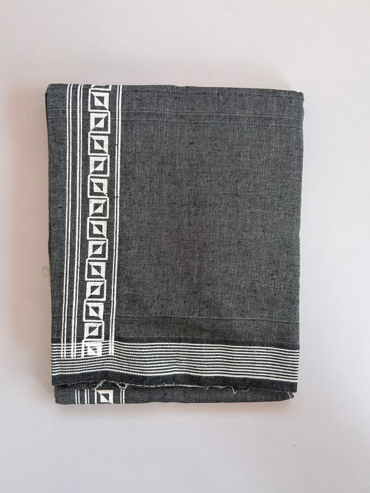 Single Kaily / Lungi - Kaitharikada - Mixed Cotton - 2/40s twisted - 2 inch White Printed Design Kara With Ash Green & Black Colour Body (2 meter / 4 muzham) - 5 KK8089 SAT