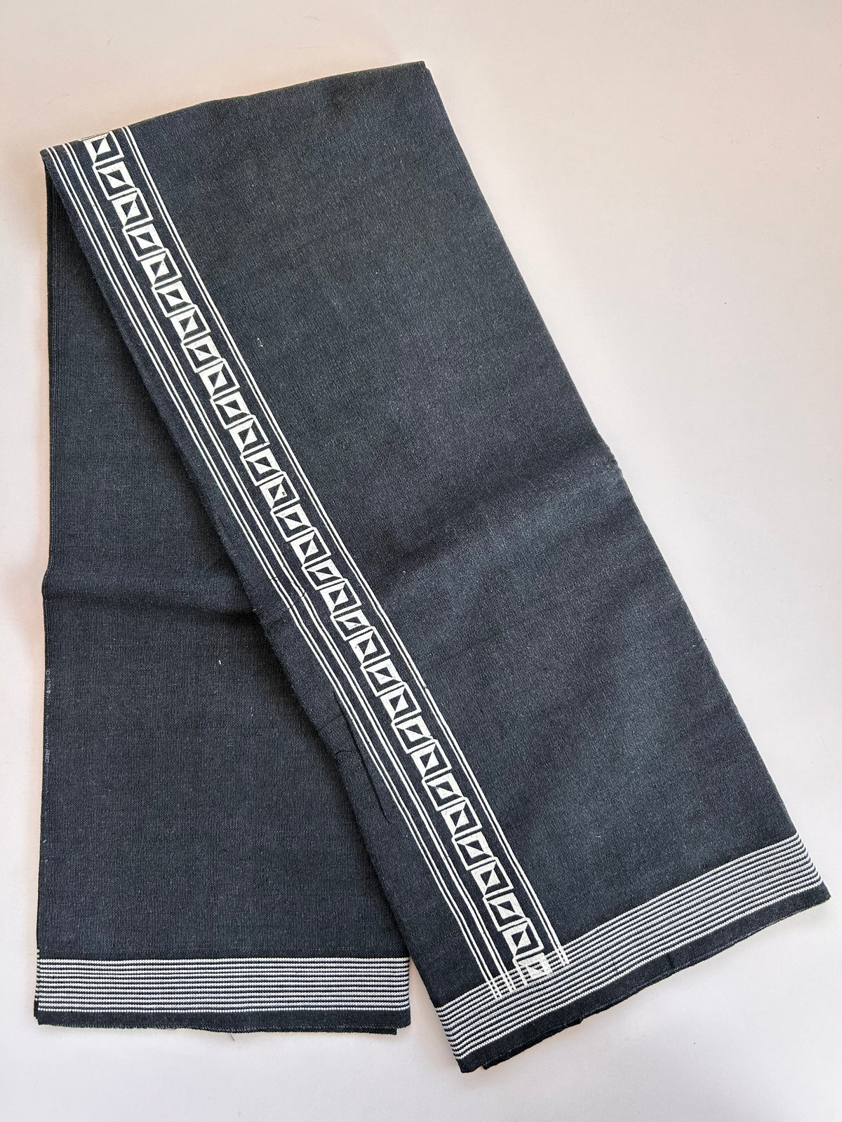 Single Kaily / Lungi - Kaitharikada - Mixed Cotton - 2/40s twisted - 2 inch White Printed Design Kara With Blue Grey & Black Colour Body (2 meter / 4 muzham) - 4 KK8089 SAT