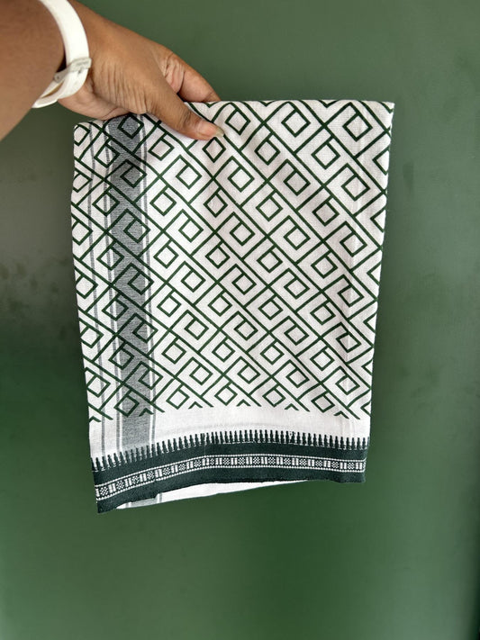 Kaitharikada - Single Kaily / Lungi - Mixed Cotton - 40s twisted - 1.25 inch Green Printed Design kara with Kuppadam Border  White colour body (2 meter / 4 muzham) - 5 KK8058 GAN