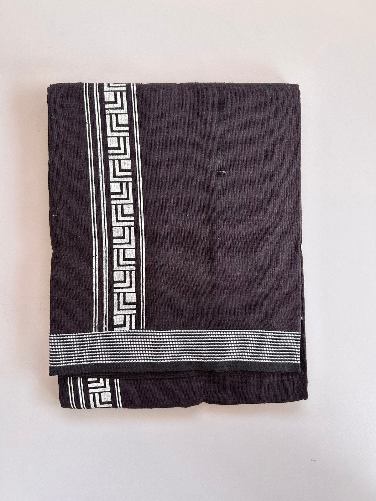 Single Kaily / Lungi - Kaitharikada - Mixed Cotton - 2/40s twisted - 2 inch White Printed Design Kara With Dark Burgandy & Black Colour Body (2 meter / 4 muzham) - 7 KK8089 SAT