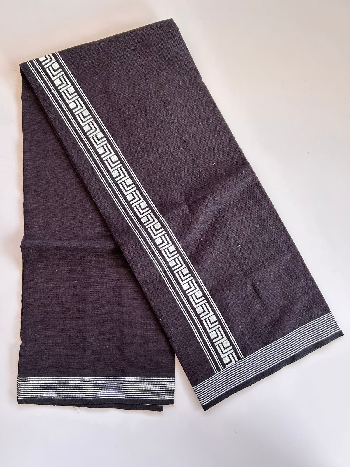 Single Kaily / Lungi - Kaitharikada - Mixed Cotton - 2/40s twisted - 2 inch White Printed Design Kara With Dark Burgandy & Black Colour Body (2 meter / 4 muzham) - 7 KK8089 SAT