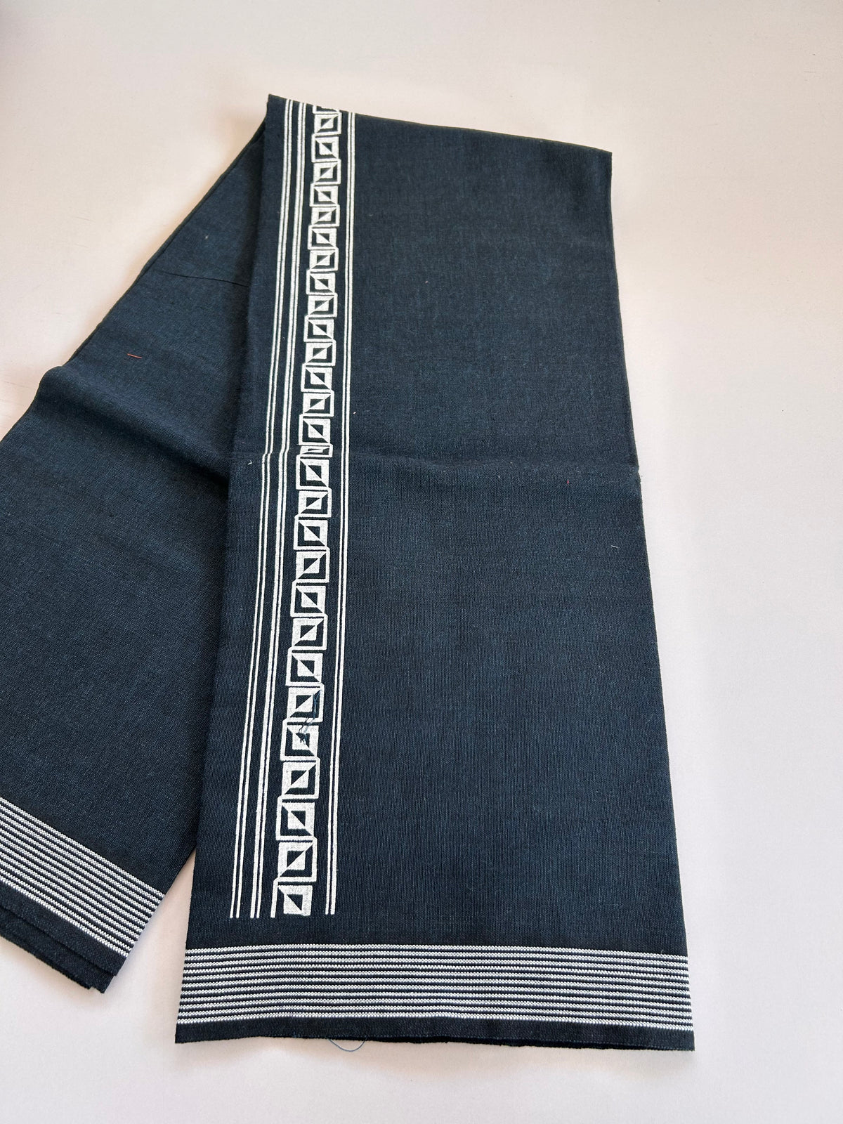 Single Kaily / Lungi - Kaitharikada - Mixed Cotton - 2/40s twisted - 2 inch White Printed Design Kara With Peacock Blue & Black Colour Body (2 meter / 4 muzham) - 2 KK8089 SAT