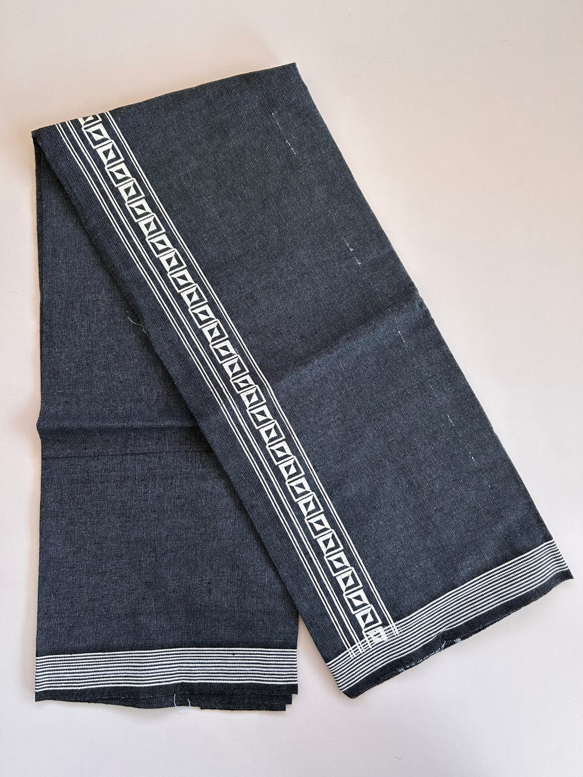 Single Kaily / Lungi - Kaitharikada - Mixed Cotton - 2/40s twisted - 2 inch White Printed Design Kara With Ash Blue & Black Colour Body (2 meter / 4 muzham) - 3 KK8089 SAT