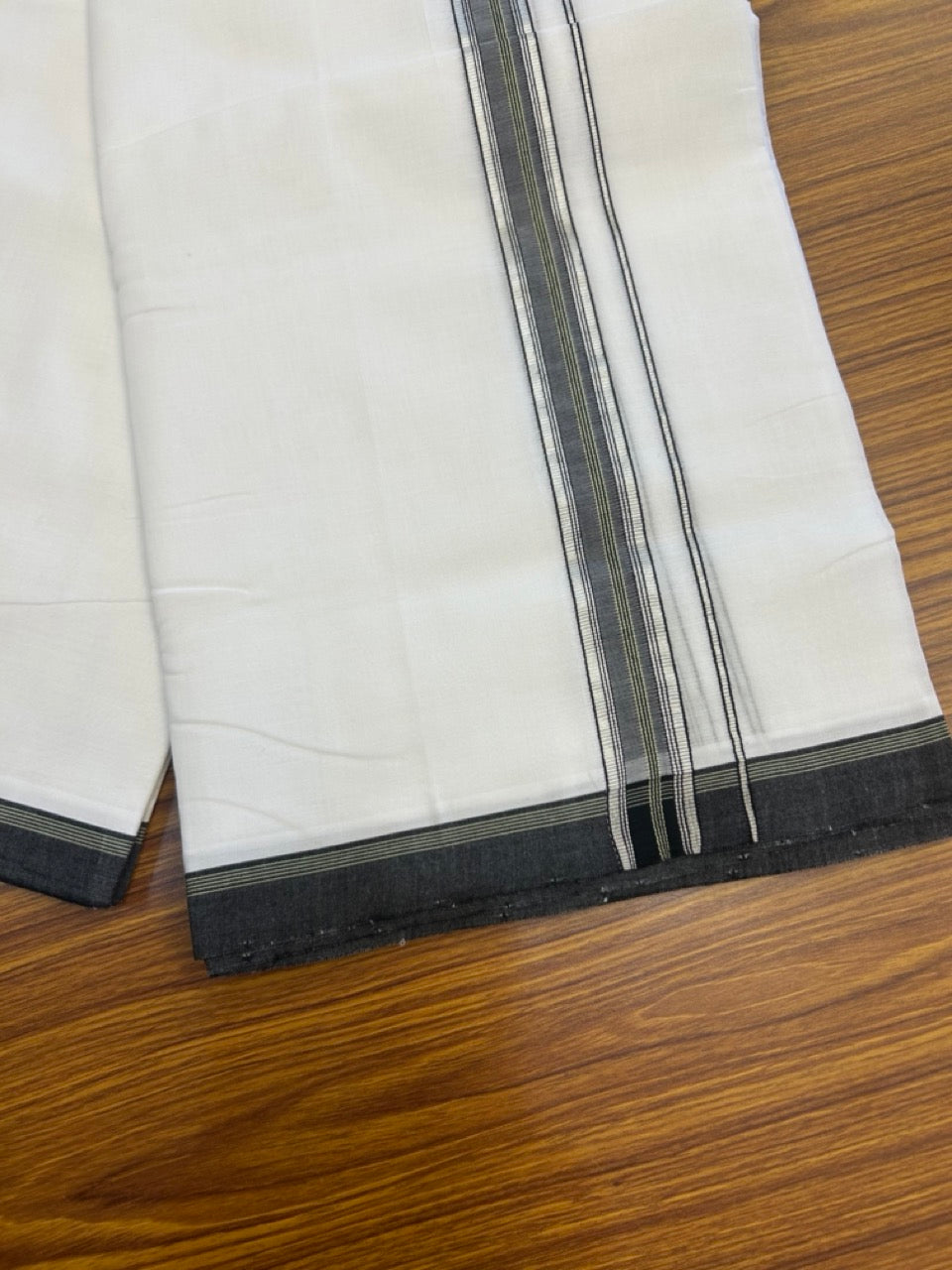 25% Discount!! NEW ULTRA PURE WHITE HANDLOOM Balaramapuram - 100% MERCERISED Cotton Double Mundu/Dhoti - 120 twisted warp x 80s weft - Green Black Silver Kasav Kara- 1 KK5270 REA