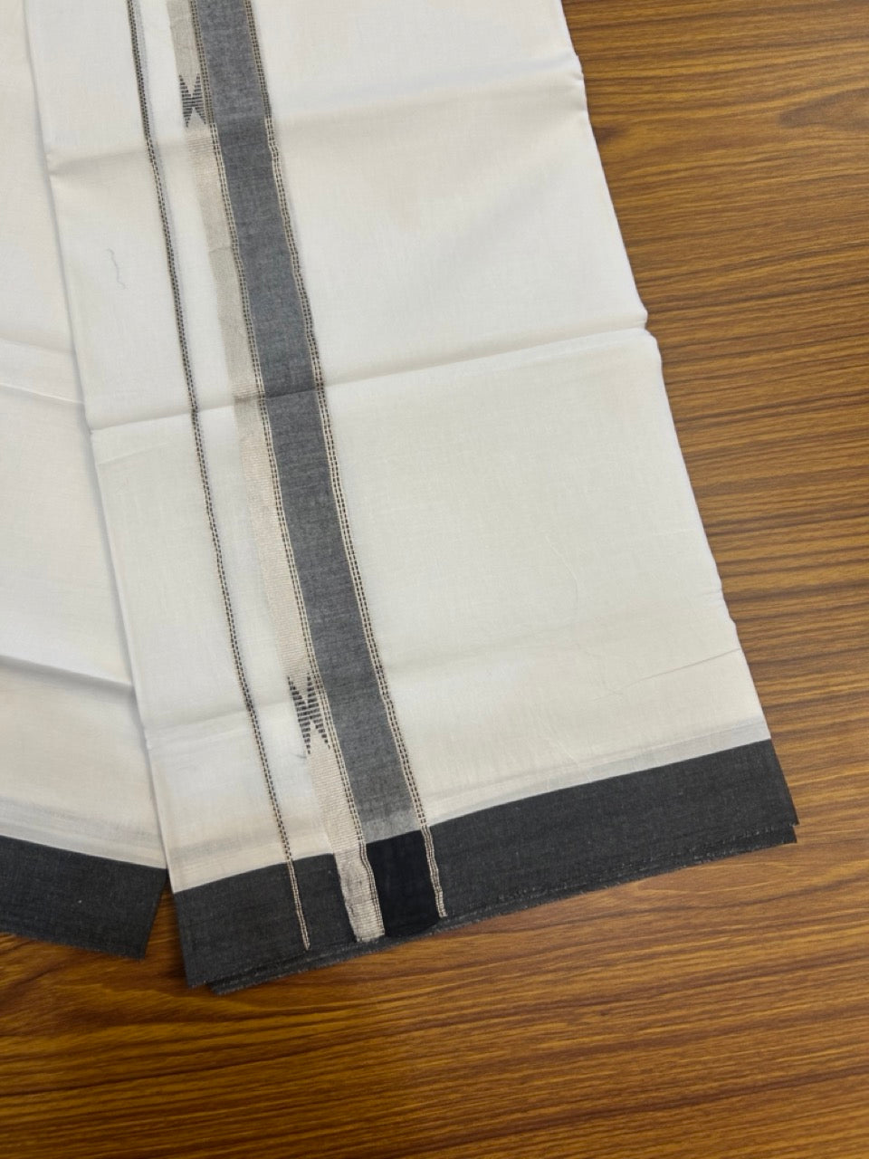 20% Discount ! Kaitharikada Balaramapuram 100% Cotton Pure White Double Mundu/Dothi - 100x80 - 1.5 inch Black & Silver Kasav Design Kara 4 mtr (8.5 muzham) - 4 KK5270 VAS