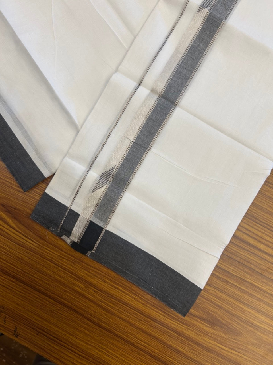 20% Discount ! Kaitharikada Balaramapuram 100% Cotton Pure White Double Mundu/Dothi - 100x80 - 1.5 inch Black & Silver Kasav Design Kara 4 mtr (8.5 muzham) - 7 KK5270 VAS