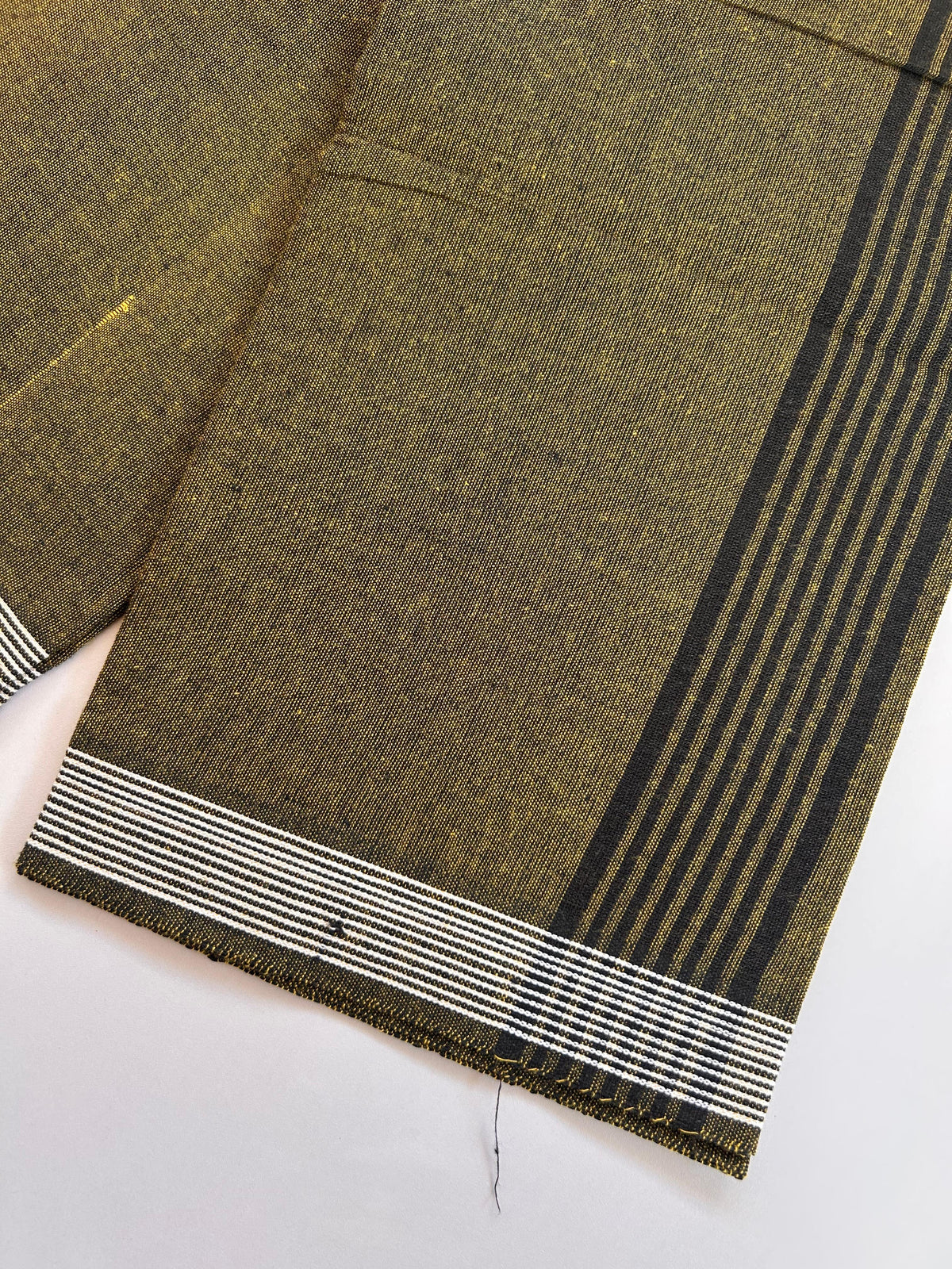 Kaitharikada - Single Kaily / Lungi - Mixed Cotton - (2/40s) twisted - 2.5 inch Black Striped kara with Mustard Yellow & Black Shaded colour body (2 meter / 4 muzham) - 18 KK8089 SAT