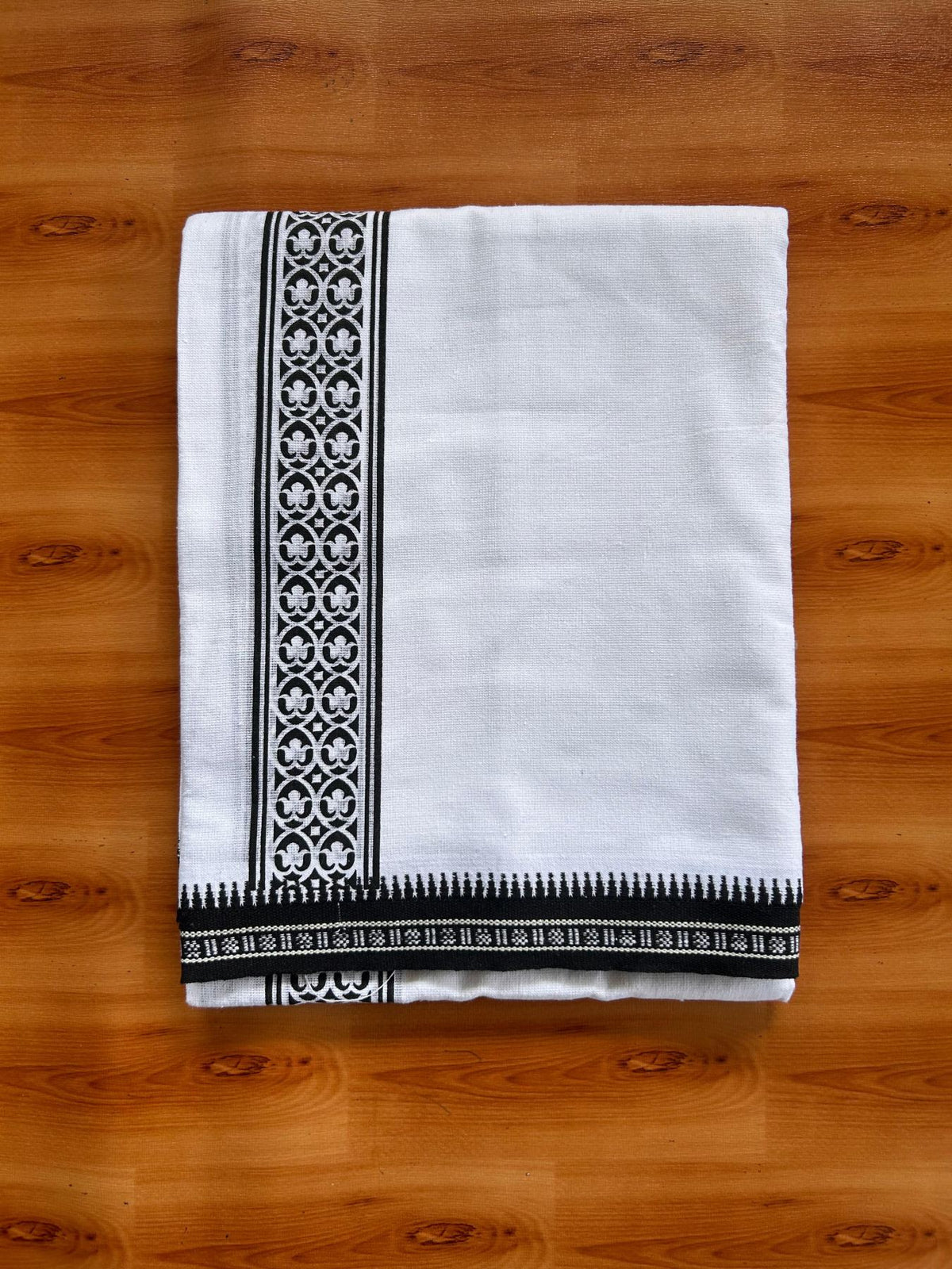Single Kaily / Lungi - Kaitharikada - Mixed Cotton - 40s twisted - 2 inch Black Printed Design Kara With White Colour Body (2 meter / 4 muzham) -  28 KK8088 SAT