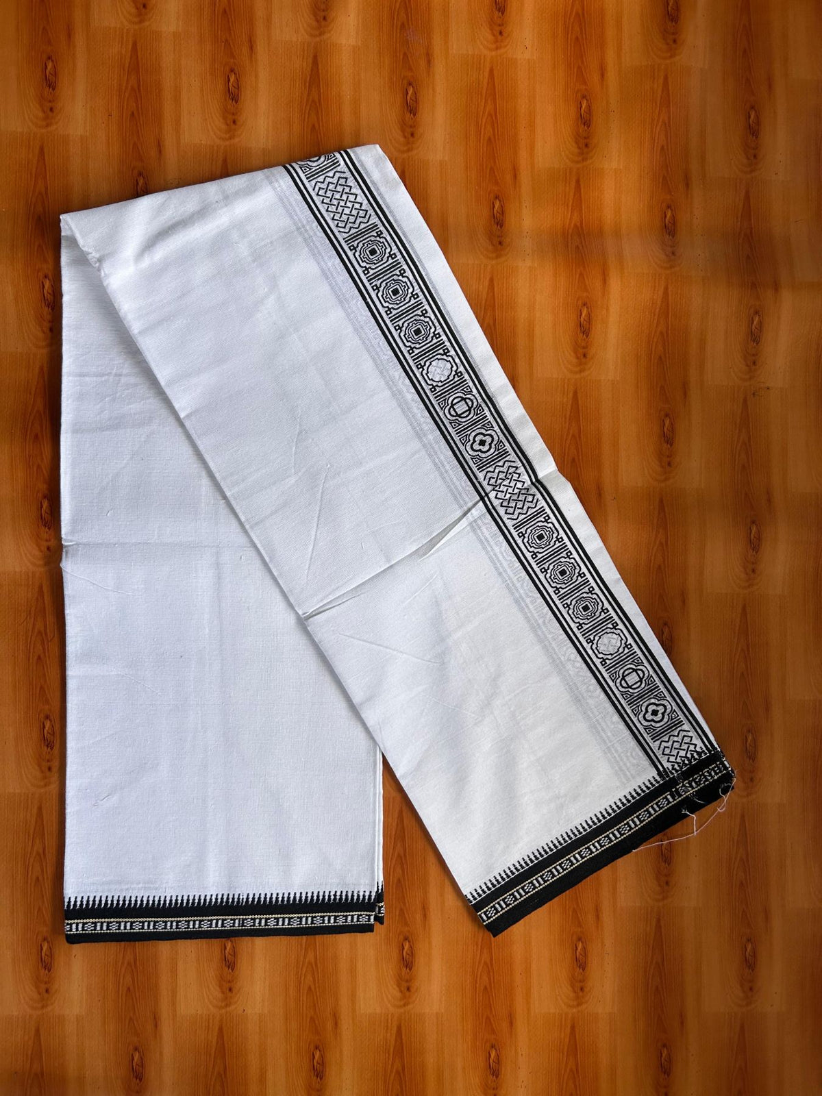 Single Kaily / Lungi - Kaitharikada - Mixed Cotton - 40s twisted - 2 inch Black Printed Design Kara With White Colour Body (2 meter / 4 muzham) -  49 KK8088 SAT