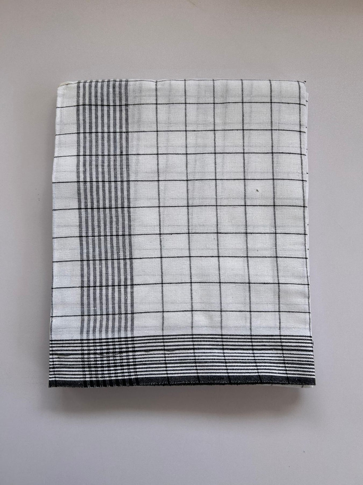 Kaitharikada - Single Kaily / Lungi - Mixed Cotton - (2/40s) twisted - 2 inch Black Striped kara with Black striped Check Design body (2 meter / 4 muzham) - 37 KK8088 SAT