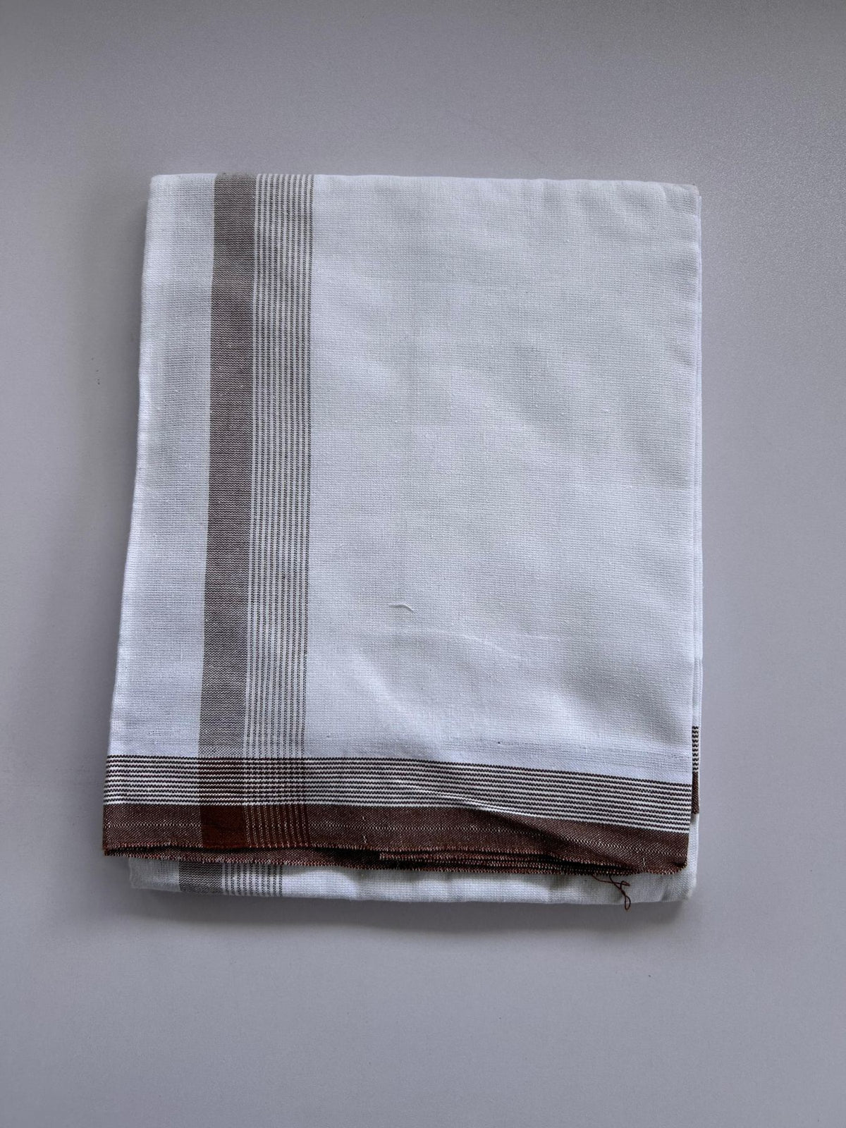 Kaitharikada - Single Kaily / Lungi - Mixed Cotton - (2/40s) twisted - 1.75 inch Brown Shaded Striped kara with White body (2 meter / 4 muzham) - 38 KK8088 SAT