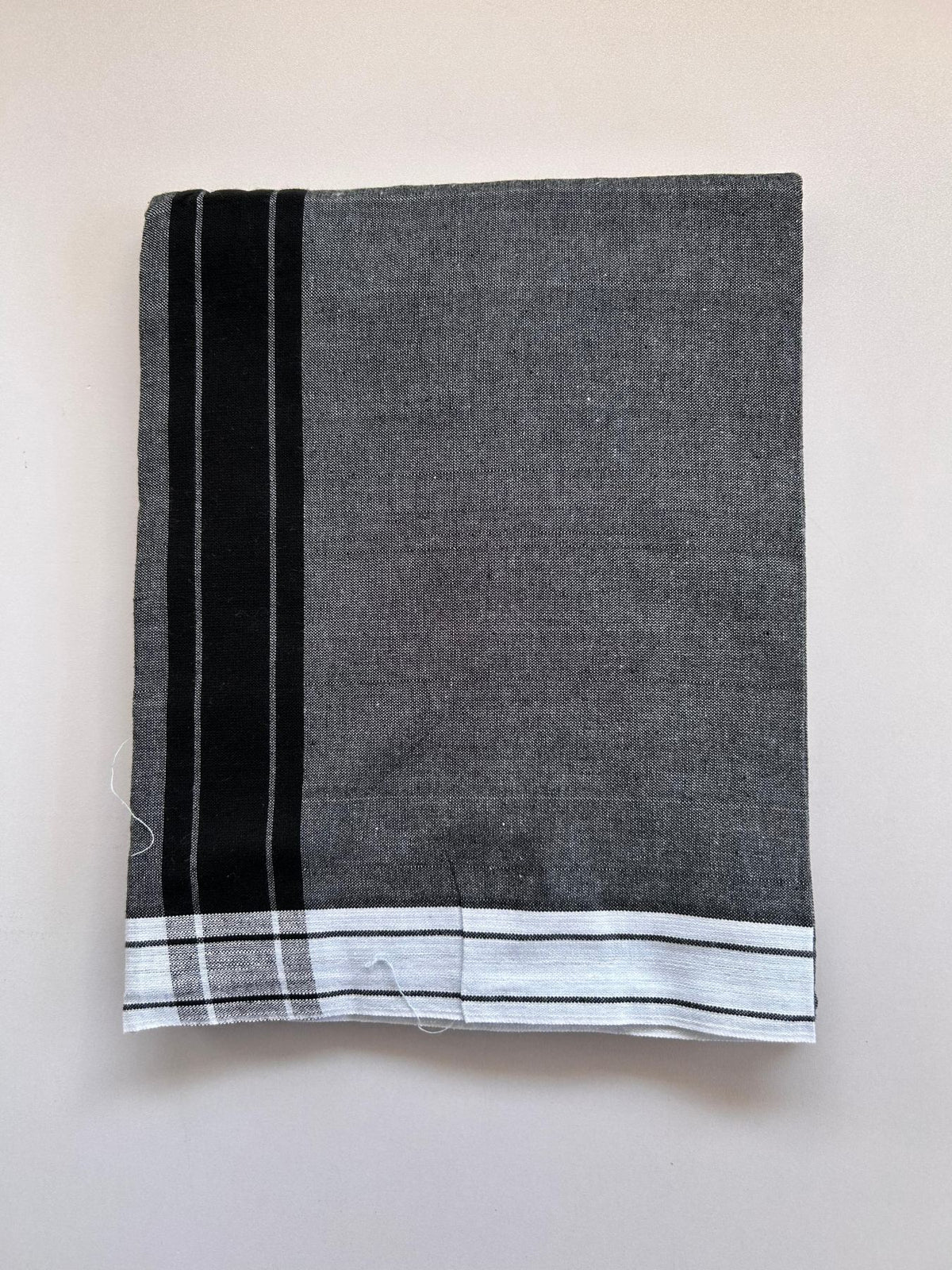 Kaitharikada - Single Kaily / Lungi - Mixed Cotton - (2/40s) twisted - 2 inch Black Striped kara Pastel Blue Border with Ash Blue Body (2 meter / 4 muzham) - 41 KK8088 SAT