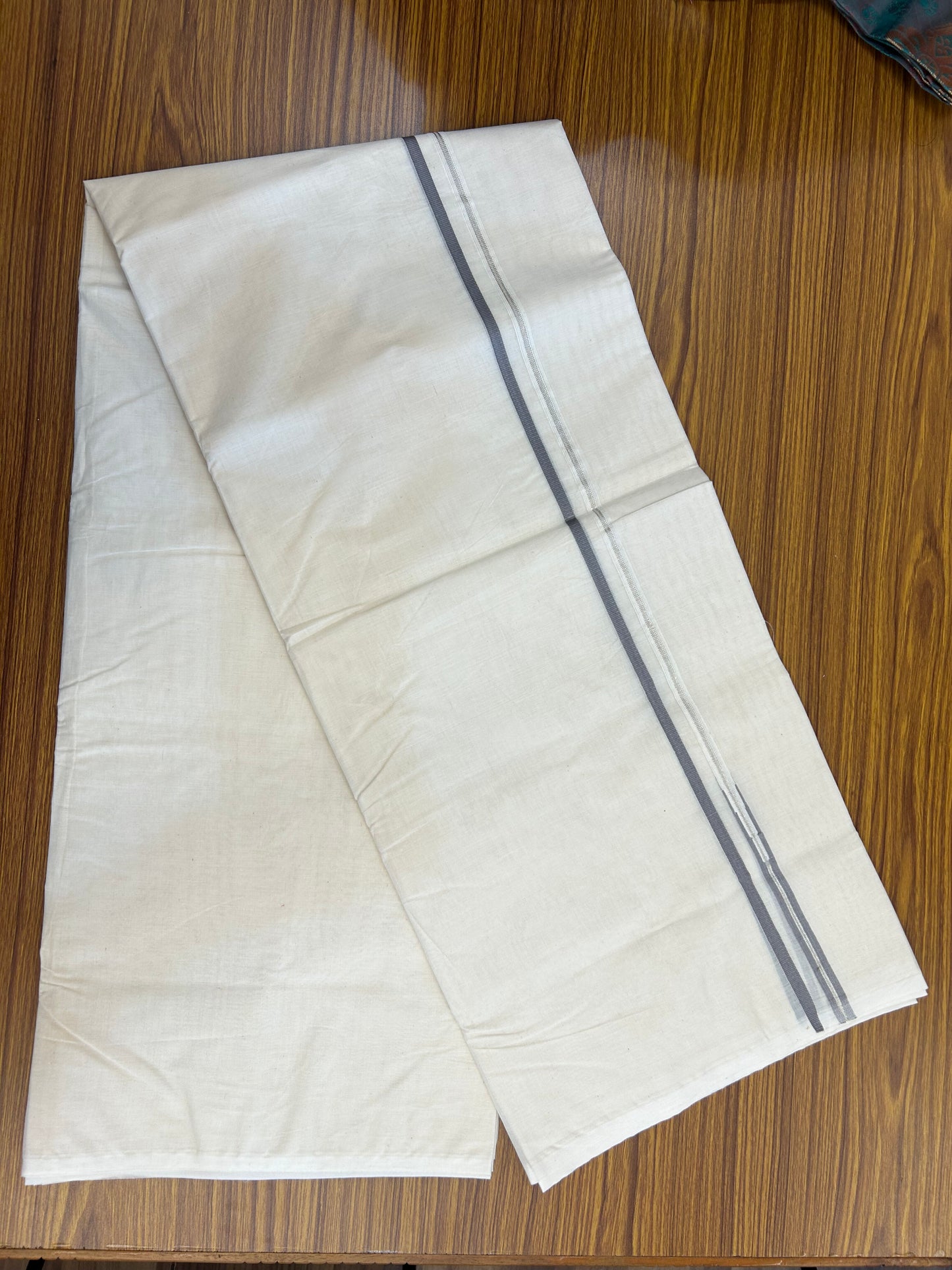 20% Discount ! KaithariKada 100% Cotton off white Double - (Unbleached) Mundu/Dhoti - 100X100 - 0.5 inch Puliyilakkara Silver Kasav & Ash Lavender Chutty kara - 4.25 mtr (9.11 muzham) - 4 KK5347 ASH