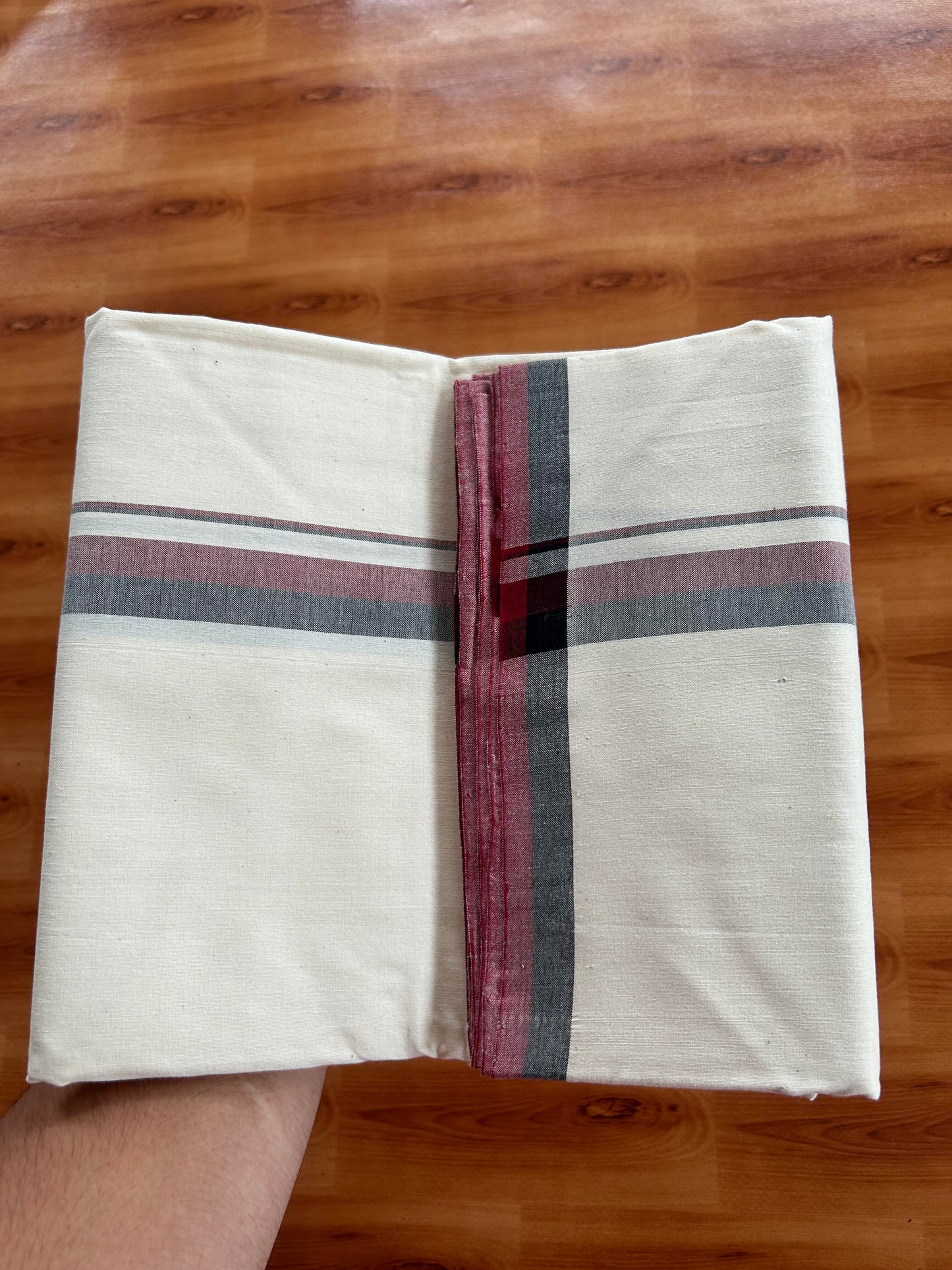 Dmk Veshti - 25%Discount !! Signature Kaitharikada Exclusive Single Dhoti - 100% Cotton - Kerala Handloom Single Mundu/Dhoti - Off White - (Unbleached) 1 inch Black & Maroon Shaded kara (2 meter / 4 muzham)- 2 KK5410 KAI