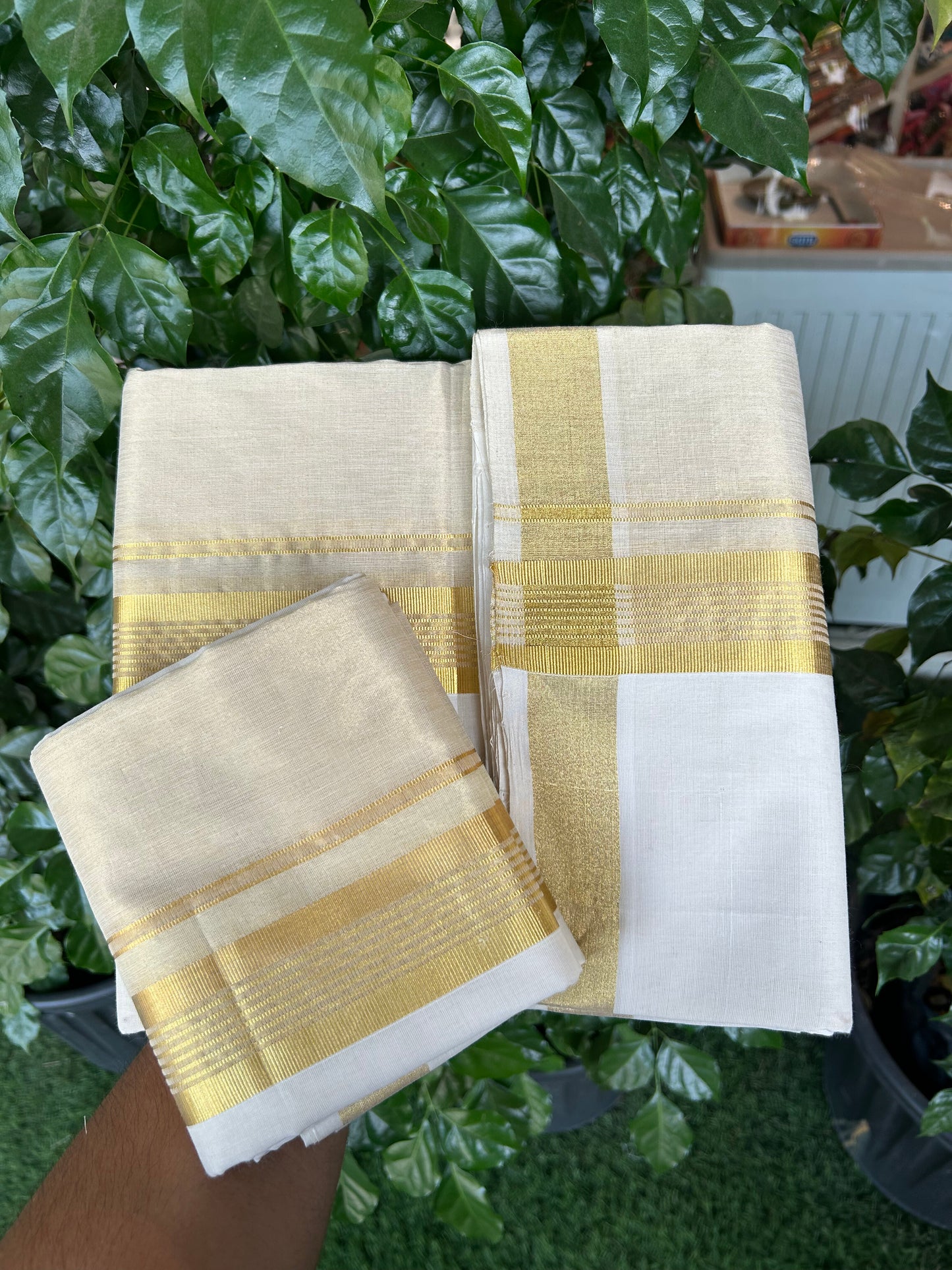 25% Discount ! KaithariKada Handloom Unakkupaav Balaramapuram - 100% Pure Cotton Off White  (Unbleached) Mundu/Dhoti & Neriyath set - 7 Inch Kasav stripes Half tissue Kara - 4 mtr (8.5 Muzham) - 1 KK5367 ABH