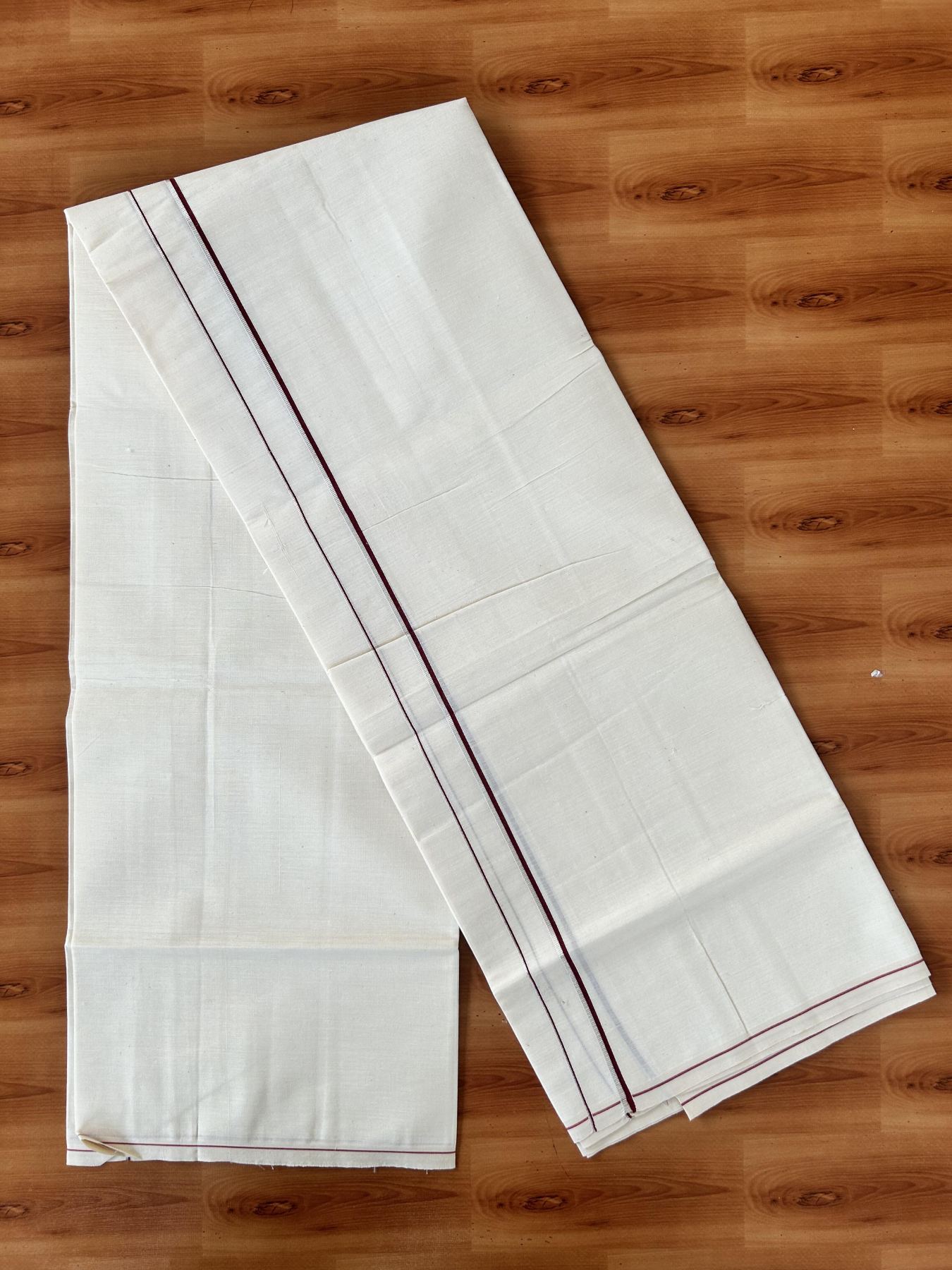 Single Off White (Unbleached) Mundu/Dhoti - KaithariKada 100% Cotton - 70X30 - 0.5 cm Silver Kasav Maroon Kara (2 meter / 4 muzham) - 11 KK5461 PMC