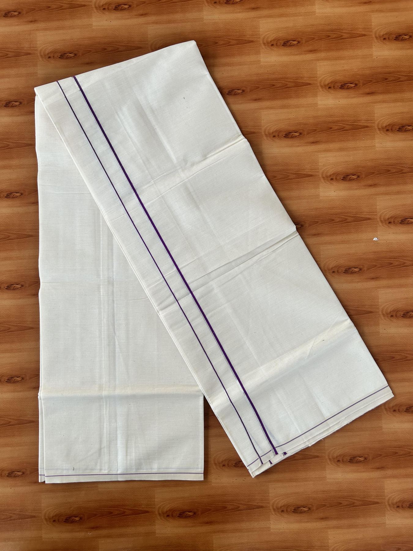Single Off White (Unbleached) Mundu/Dhoti - KaithariKada 100% Cotton - 70X30 - 0.5 cm Silver Kasav Violet Kara (2 meter / 4 muzham) - 14 KK5461 PMC