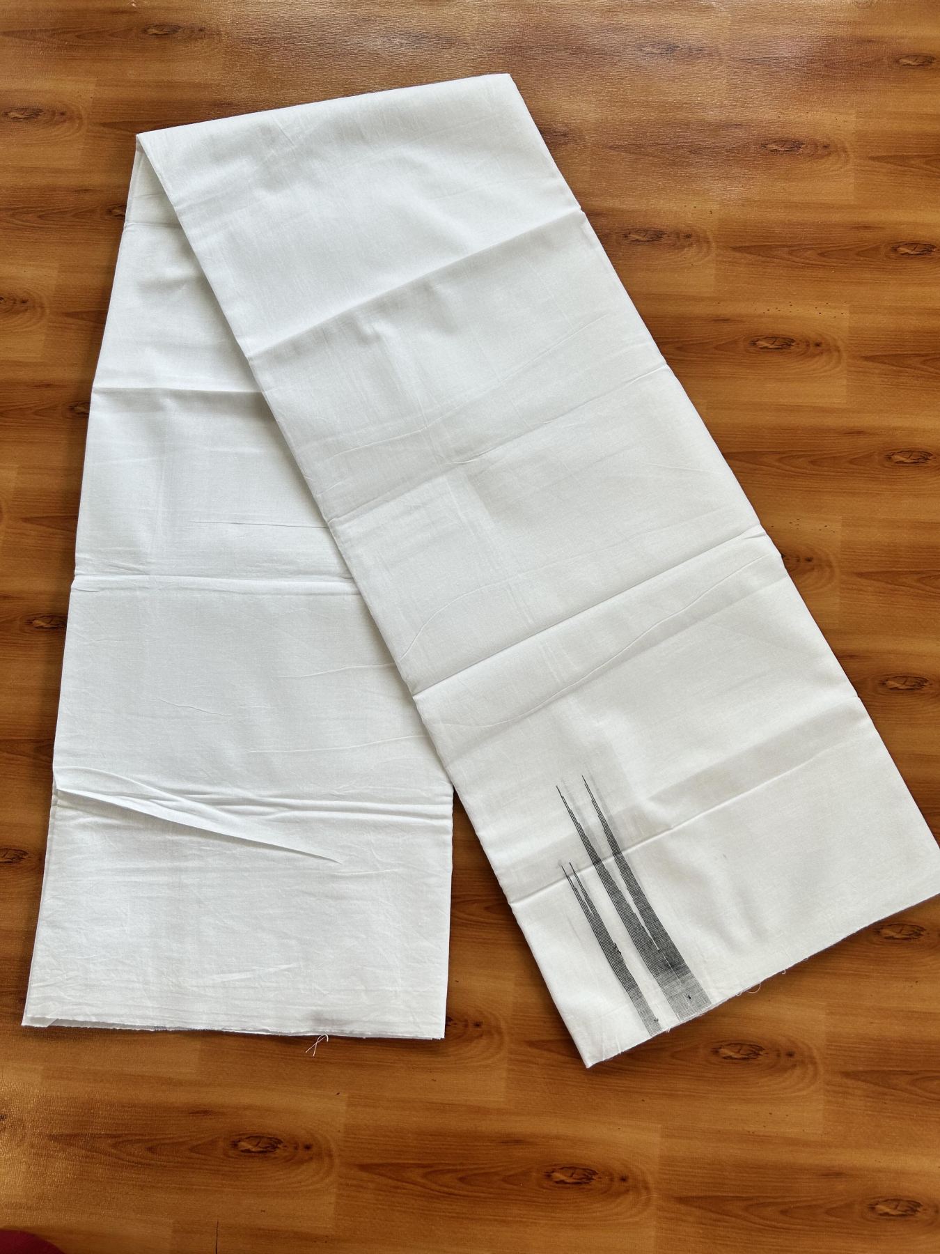 Double Pure White Mundu/Dhoti - 20% Discount !! KaithariKada Balaramapuram 100% Cotton - 100x80 - 3.5 cm Black Stripes Double Chutty Kara 3.80 mtr (8 muzham) - 1 KK5411 CKS