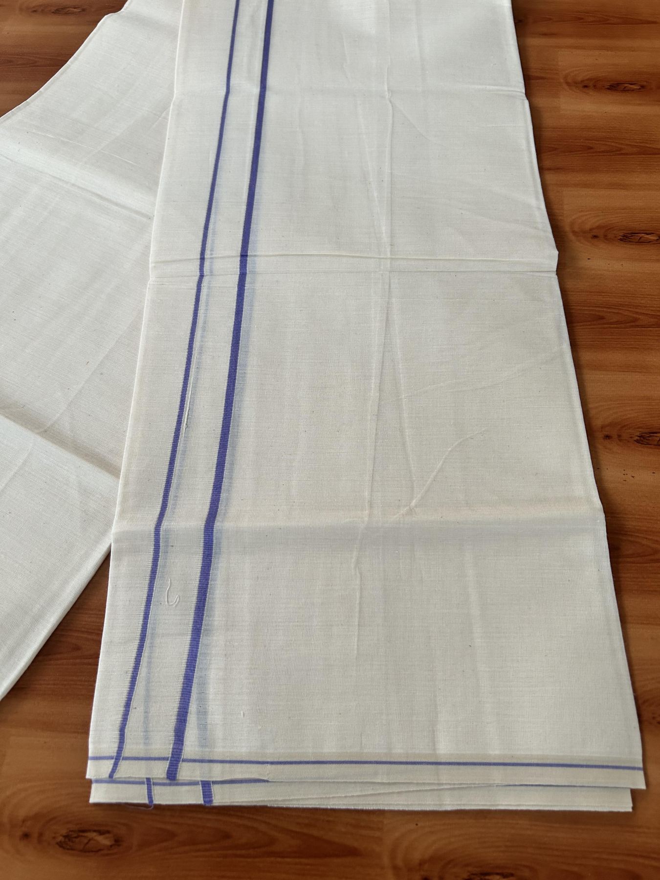 Single Off White (Unbleached) Mundu/Dhoti - KaithariKada 100% Cotton - 70X30 - 0.5 cm Lavender Kara (2 meter / 4 muzham) - 8 KK5461 PMC
