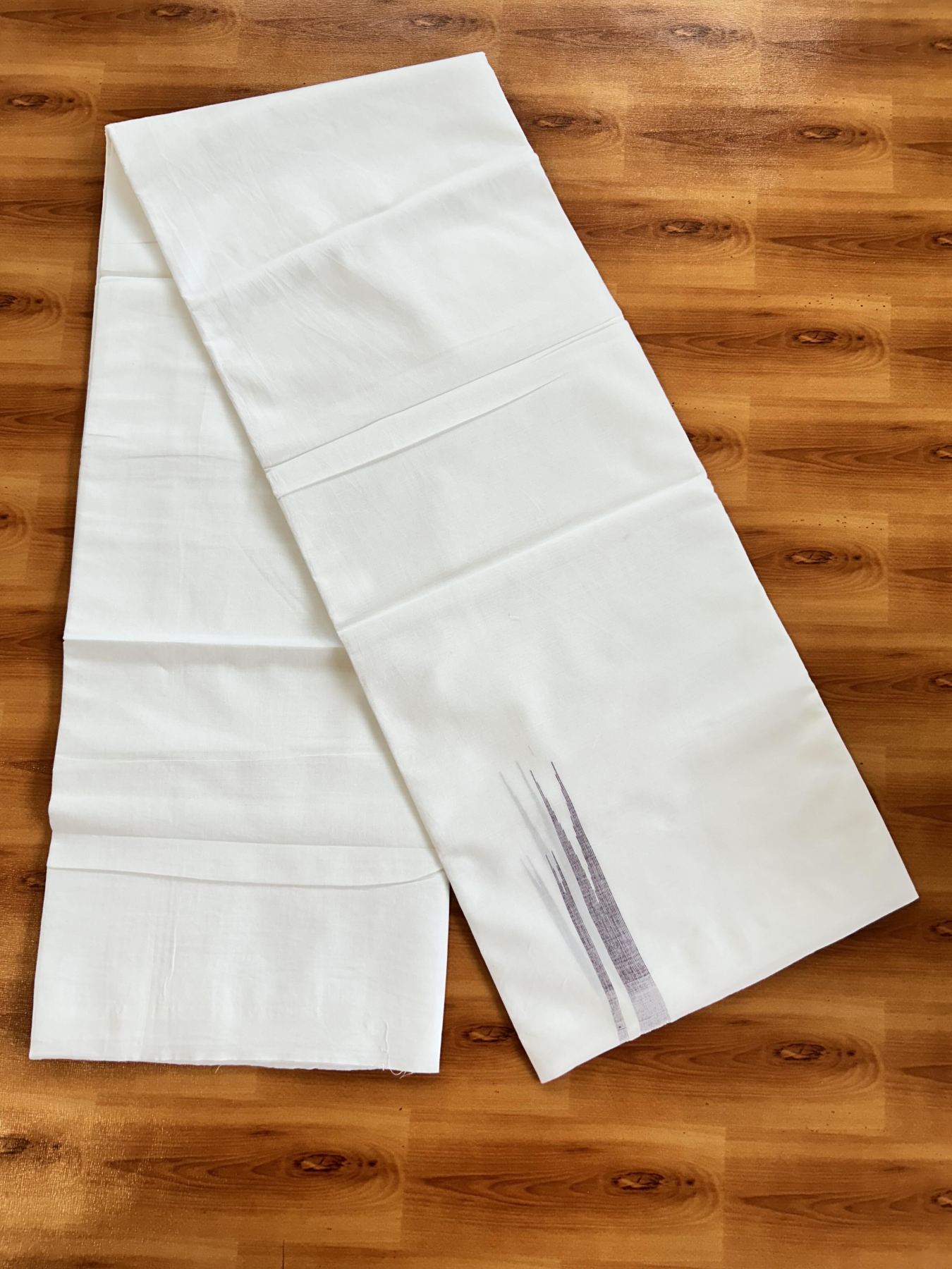Double Pure White Mundu/Dhoti - 20% Discount !! KaithariKada Balaramapuram 100% Cotton - 100x80 - 3 cm Wine Purple Stripes Double Chutty Kara 3.80 mtr (8 muzham) - 4 KK5411 CKS