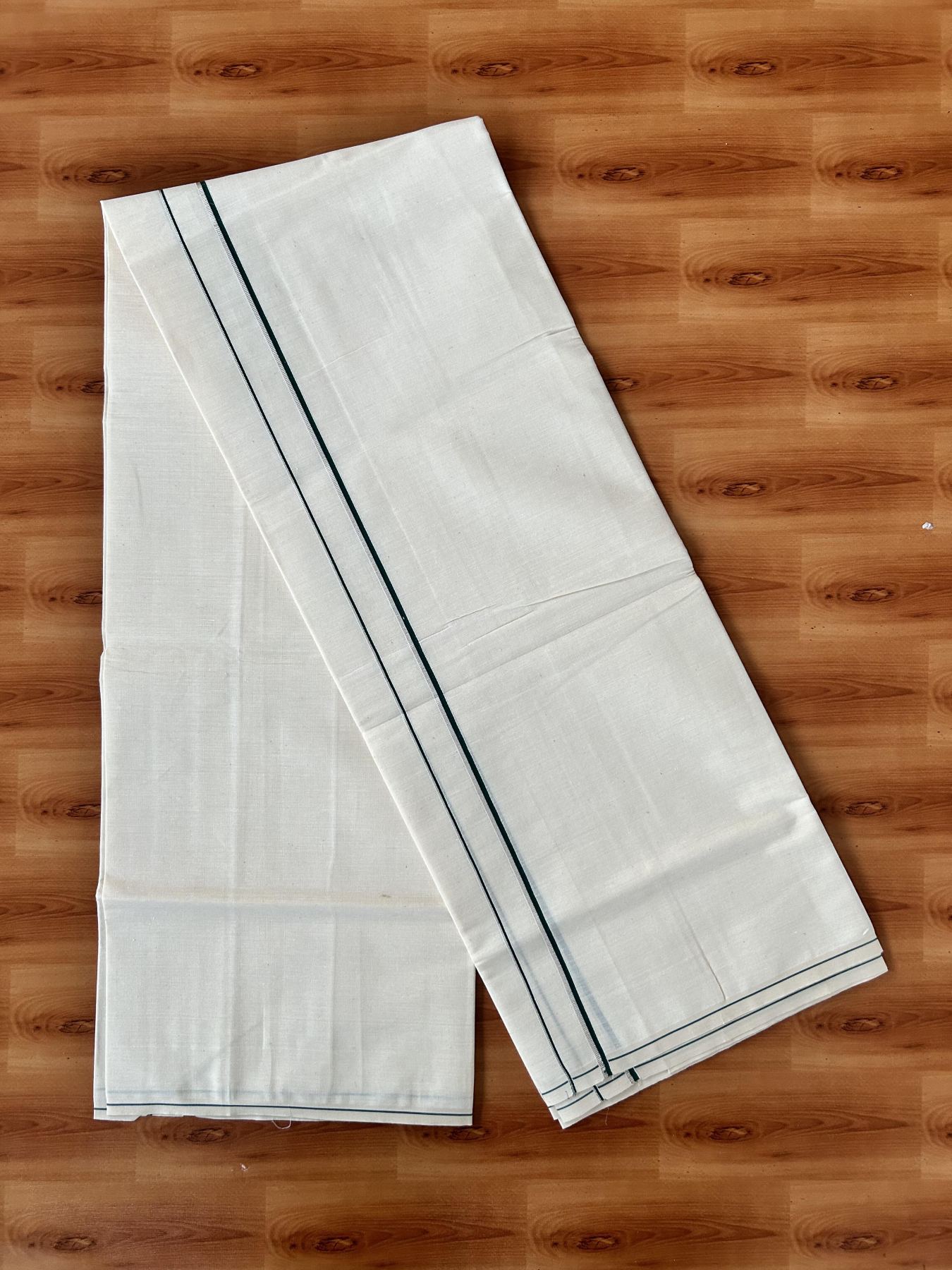 Single Off White (Unbleached) Mundu/Dhoti - KaithariKada 100% Cotton - 70X30 - 0.5 cm Silver Kasav Dark Green Kara (2 meter / 4 muzham) - 17 KK5461 PMC
