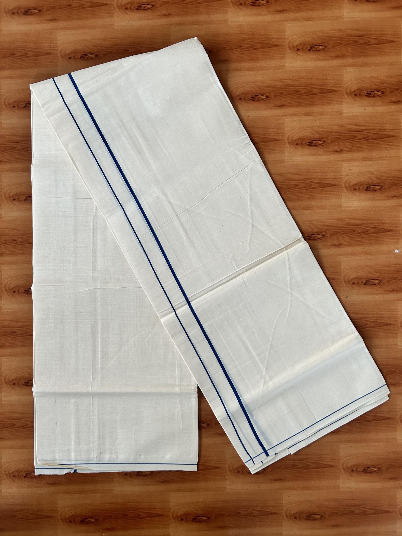 Single Off White (Unbleached) Mundu/Dhoti - KaithariKada 100% Cotton - 70X30 - 0.5 cm Blue Kara (2 meter / 4 muzham) - 9 KK5461 PMC