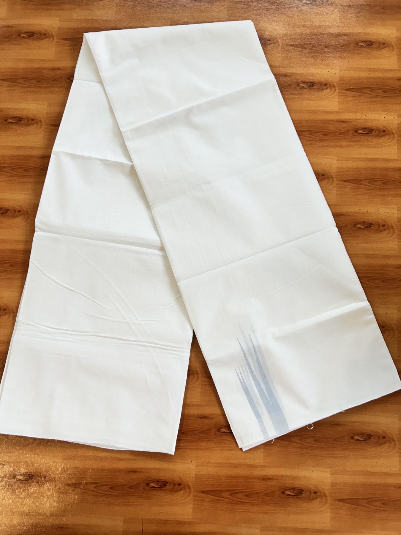 Double Pure White Mundu/Dhoti - 20% Discount !! KaithariKada Balaramapuram 100% Cotton - 100x80 - 3.5 cm Light Blue Stripes Double Chutty Kara 3.80 mtr (8 muzham) - 11 KK5411 CKS