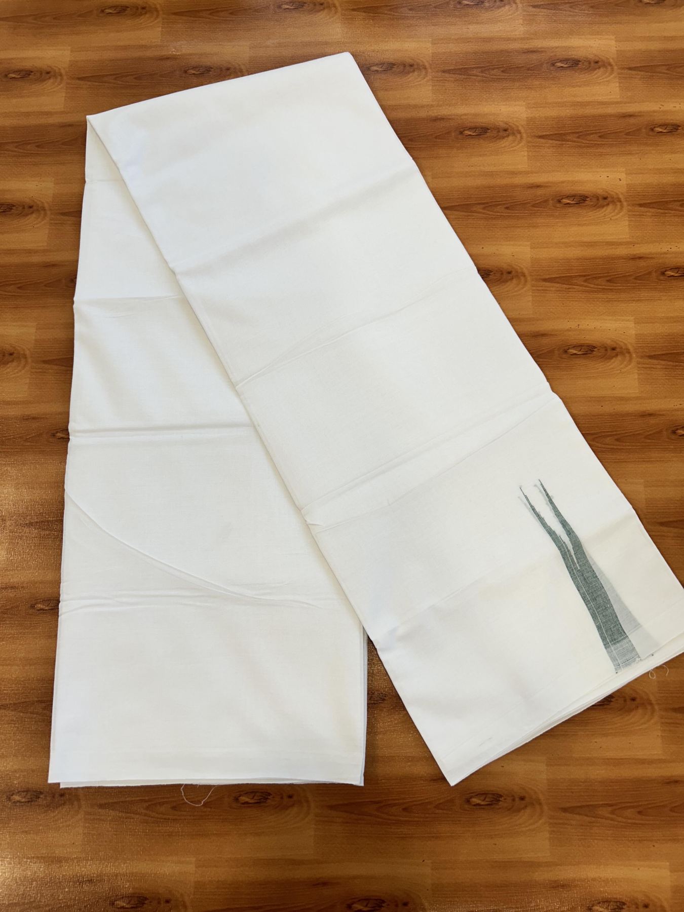 Double Pure White Mundu/Dhoti - 20% Discount !! KaithariKada Balaramapuram 100% Cotton - 100x80 - 2 cm Peacock Green Stripes Chutty Kara 3.80 mtr (8 muzham) - 5 KK5411 CKS